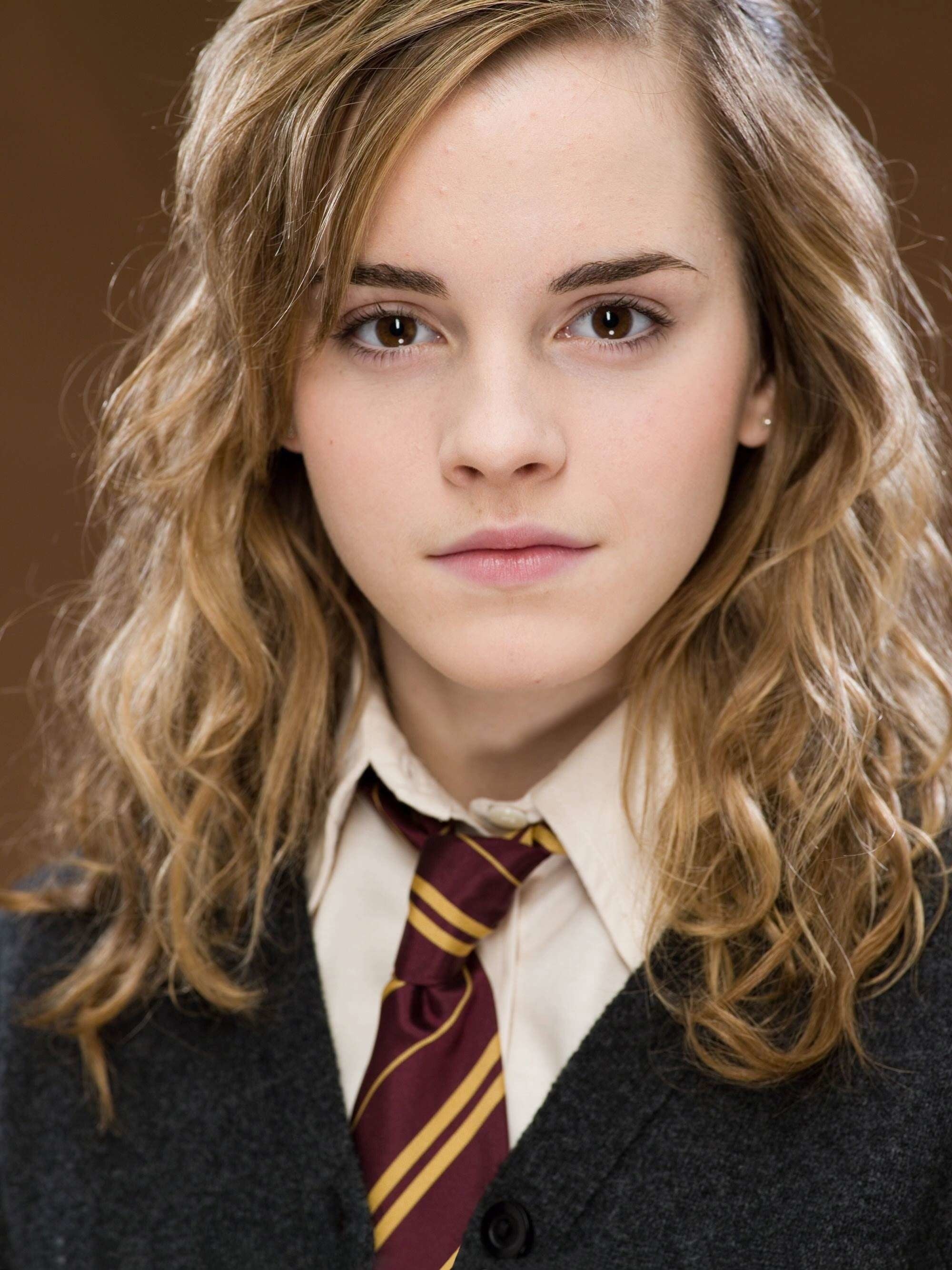 Hermione: Emma Watson, An English actress and activist. 2000x2670 HD Wallpaper.