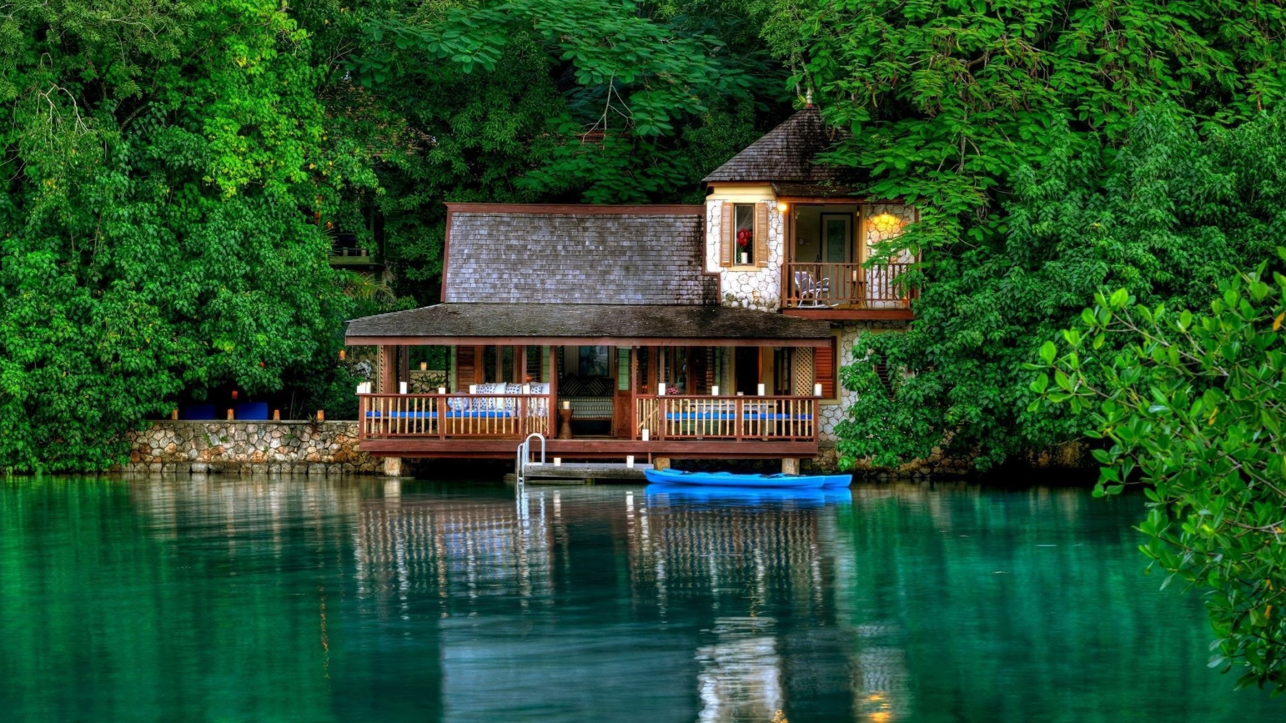 Lakeside serenity, Waterfront retreat, Tranquil surroundings, Natural beauty, 2560x1440 HD Desktop
