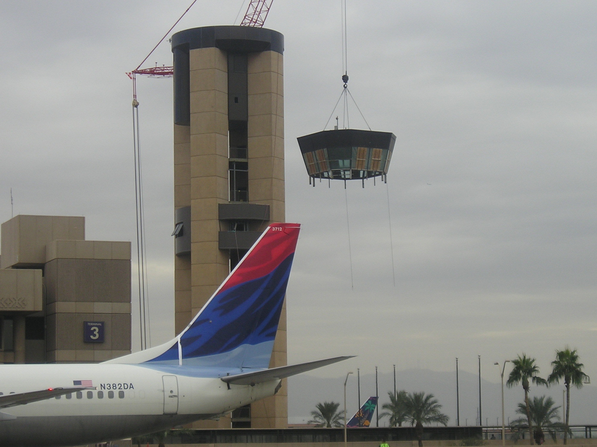 Sky Harbor International Airport, Architectural photo, Transport hub, Phoenix landmark, 2050x1540 HD Desktop