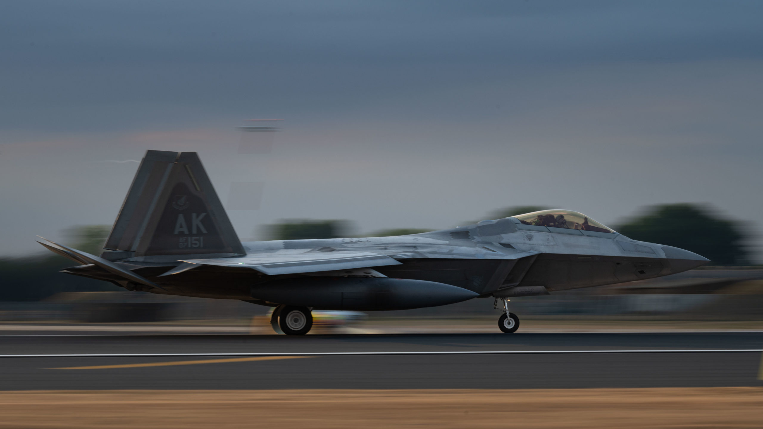 Headed to Poland, Boost NATO, F-22s arrive, UK Air Force magazine, 2560x1440 HD Desktop