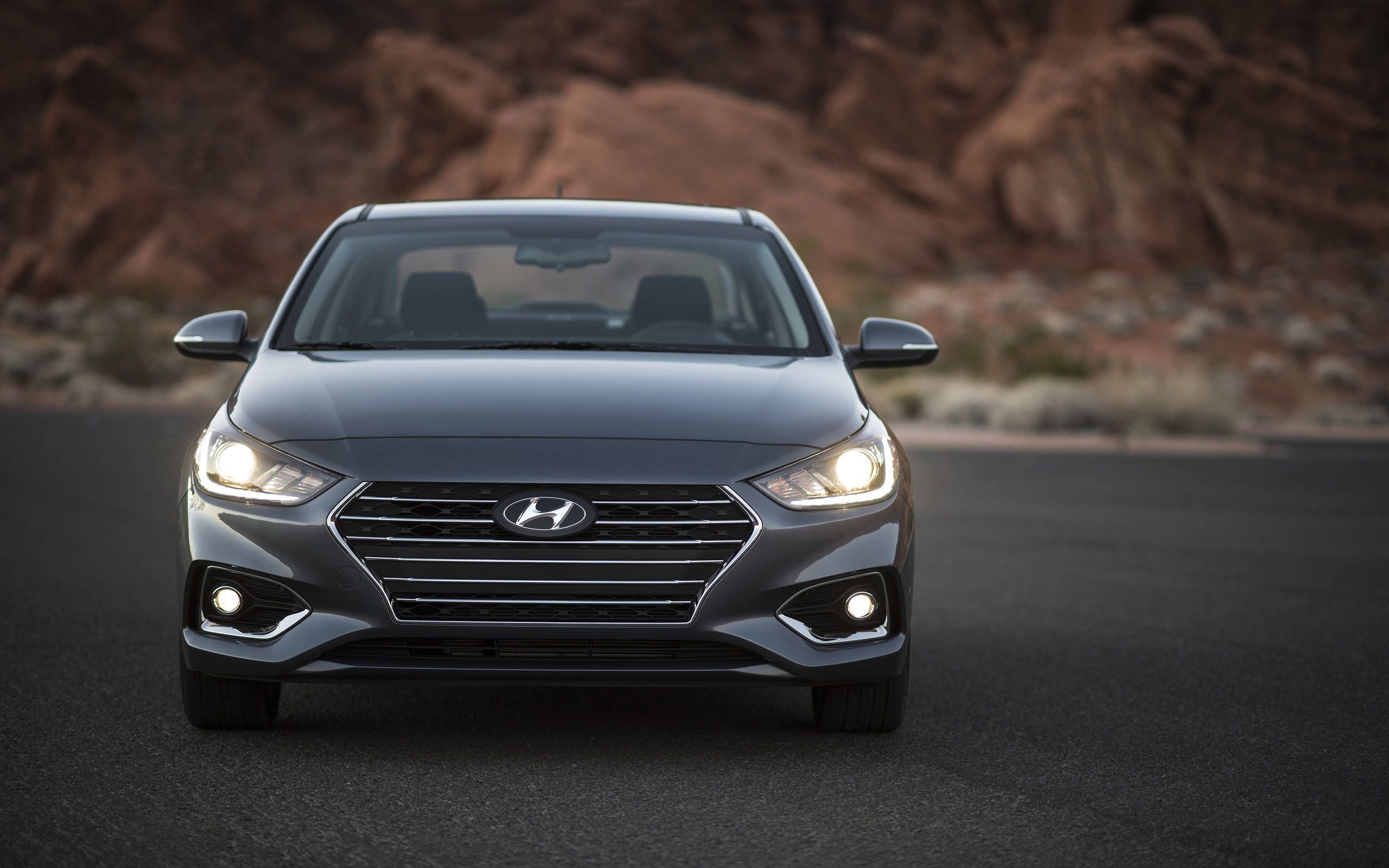 Hyundai Accent, 2018 model, First drive review, Fun driving experience, 2560x1600 HD Desktop