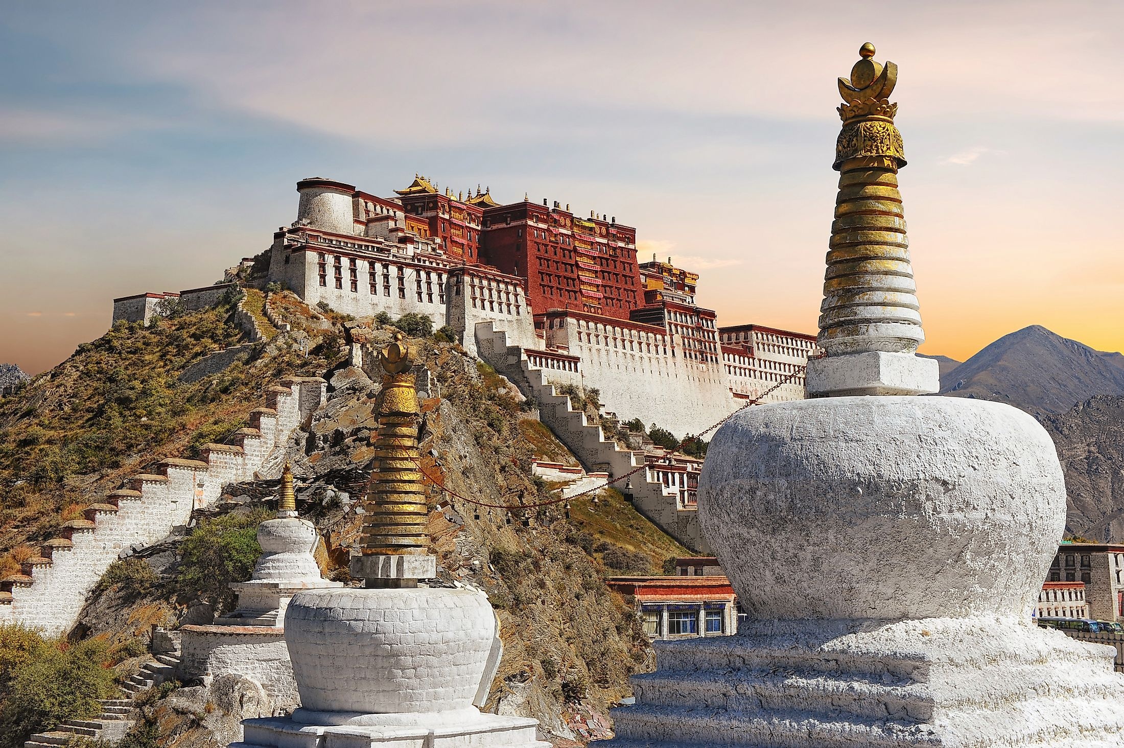 Potala Palace, Tibet discovery, World atlas, Historical significance, 2200x1470 HD Desktop