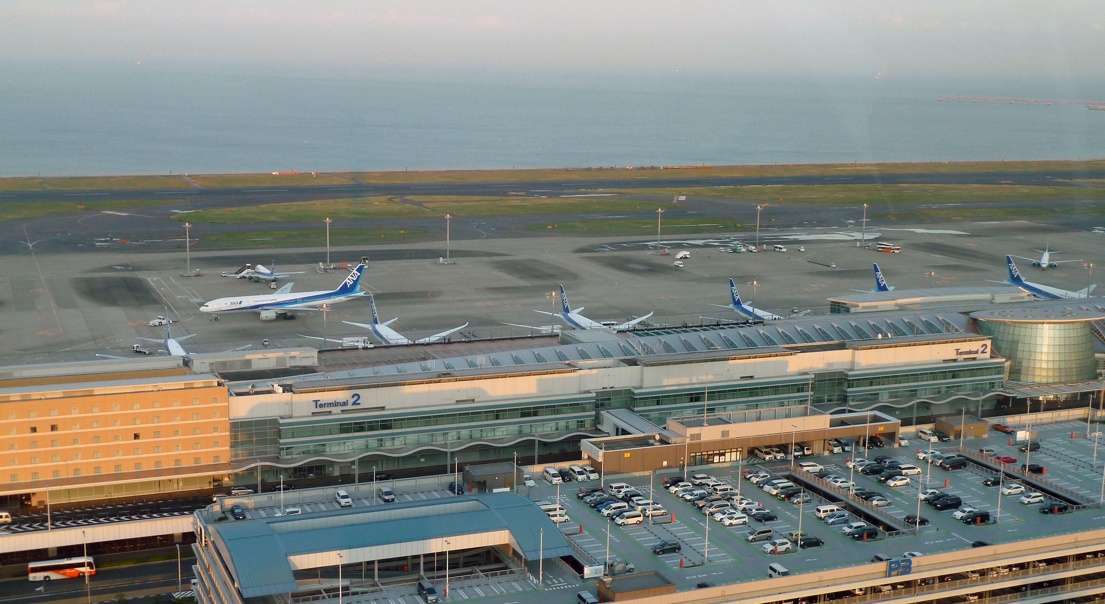 Haneda Airport, Third busiest airport, Japan Times, Travels, 3760x2060 HD Desktop