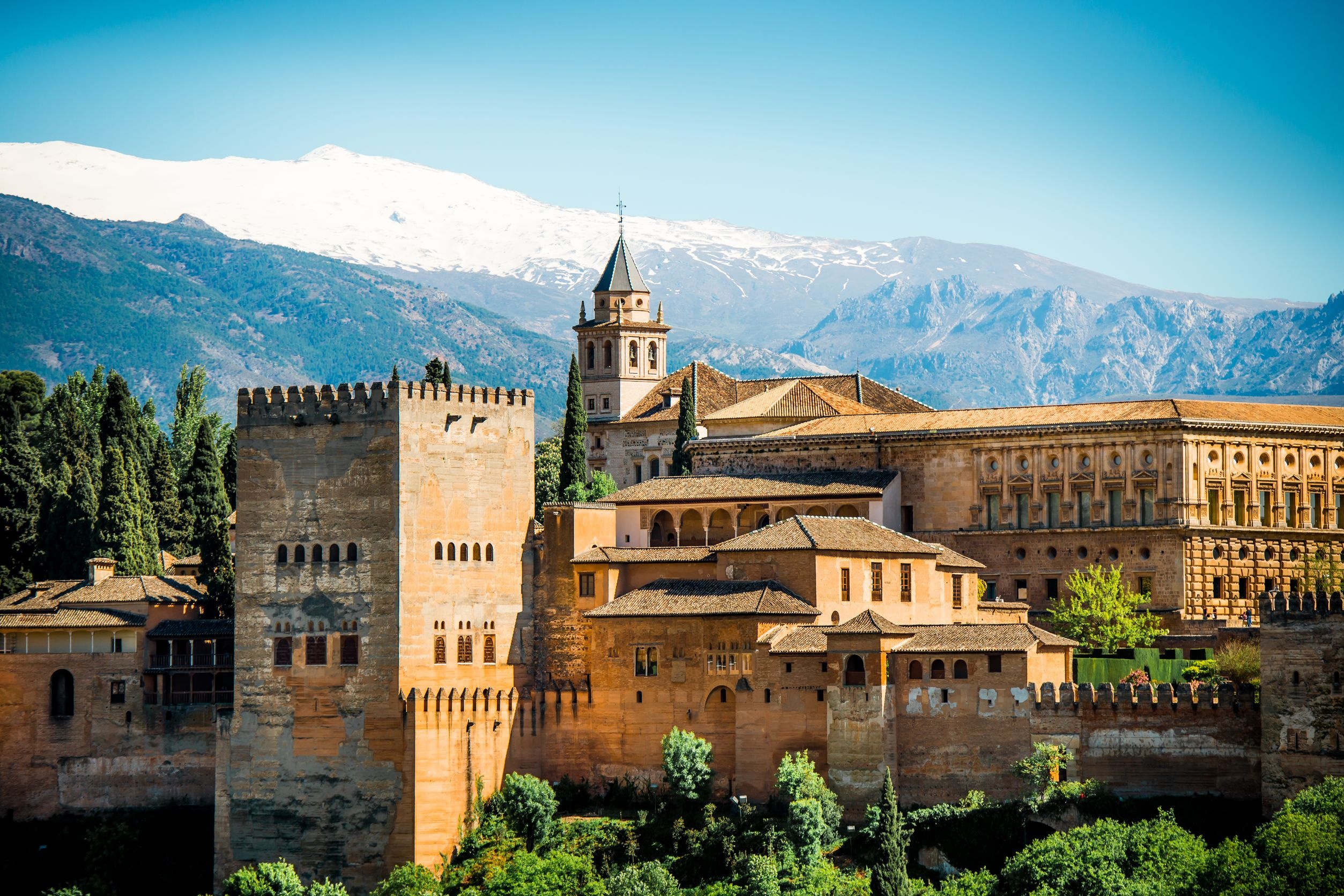 Alhambra desktop wallpaper, Spanish architectural marvel, Panoramic views, Historic significance, 2510x1680 HD Desktop