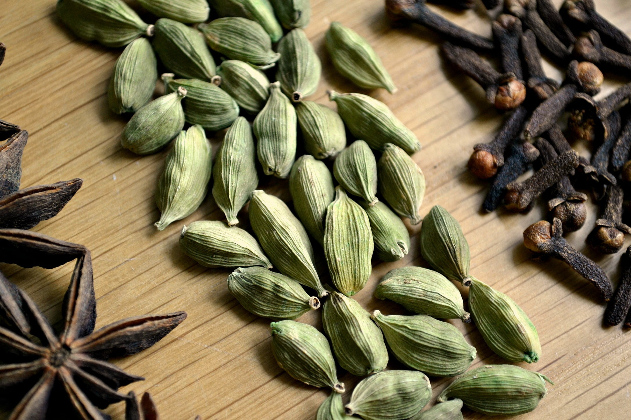 Essential facts about cardamom, Spice insights, Culinary secrets, Flavorful knowledge, 2180x1450 HD Desktop