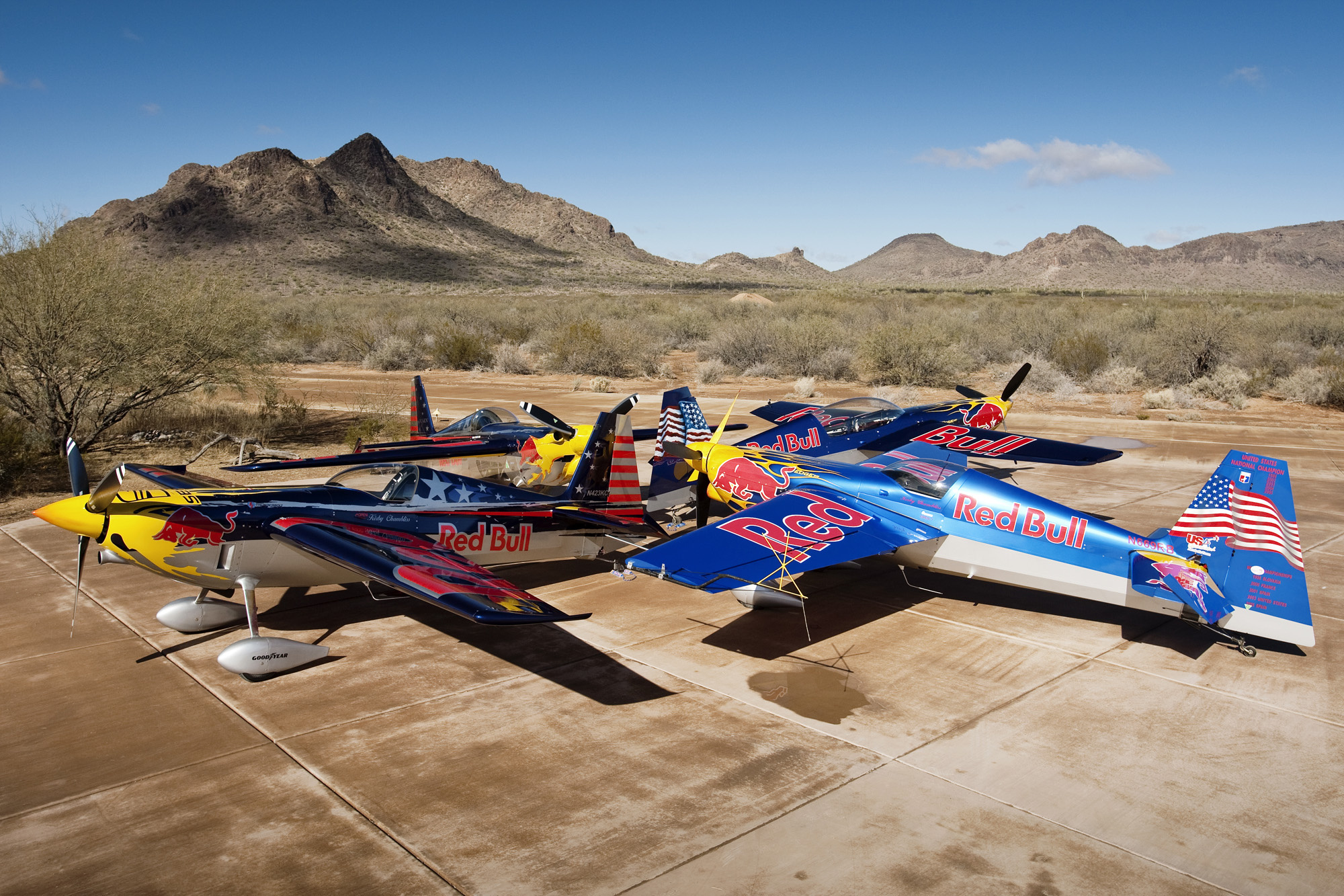 Air Racing: Red Bull Air Race World Championship aircraft, Extreme air sport, Ultralight aviation. 2000x1340 HD Wallpaper.