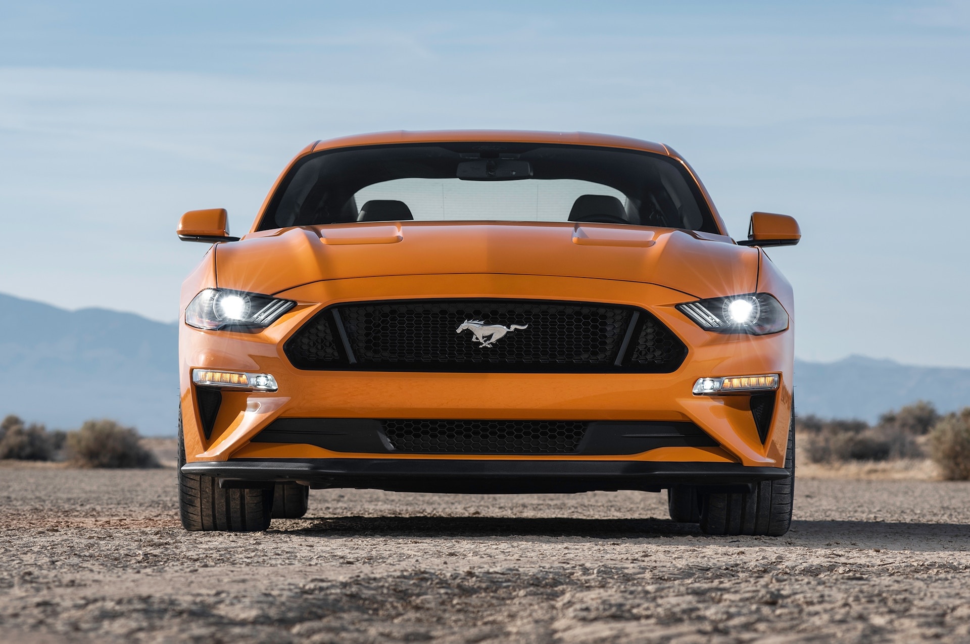 2018 Mustang GT, Automatic versus manual, Performance comparison, Muscle car battles, Speed statistics, 1920x1280 HD Desktop