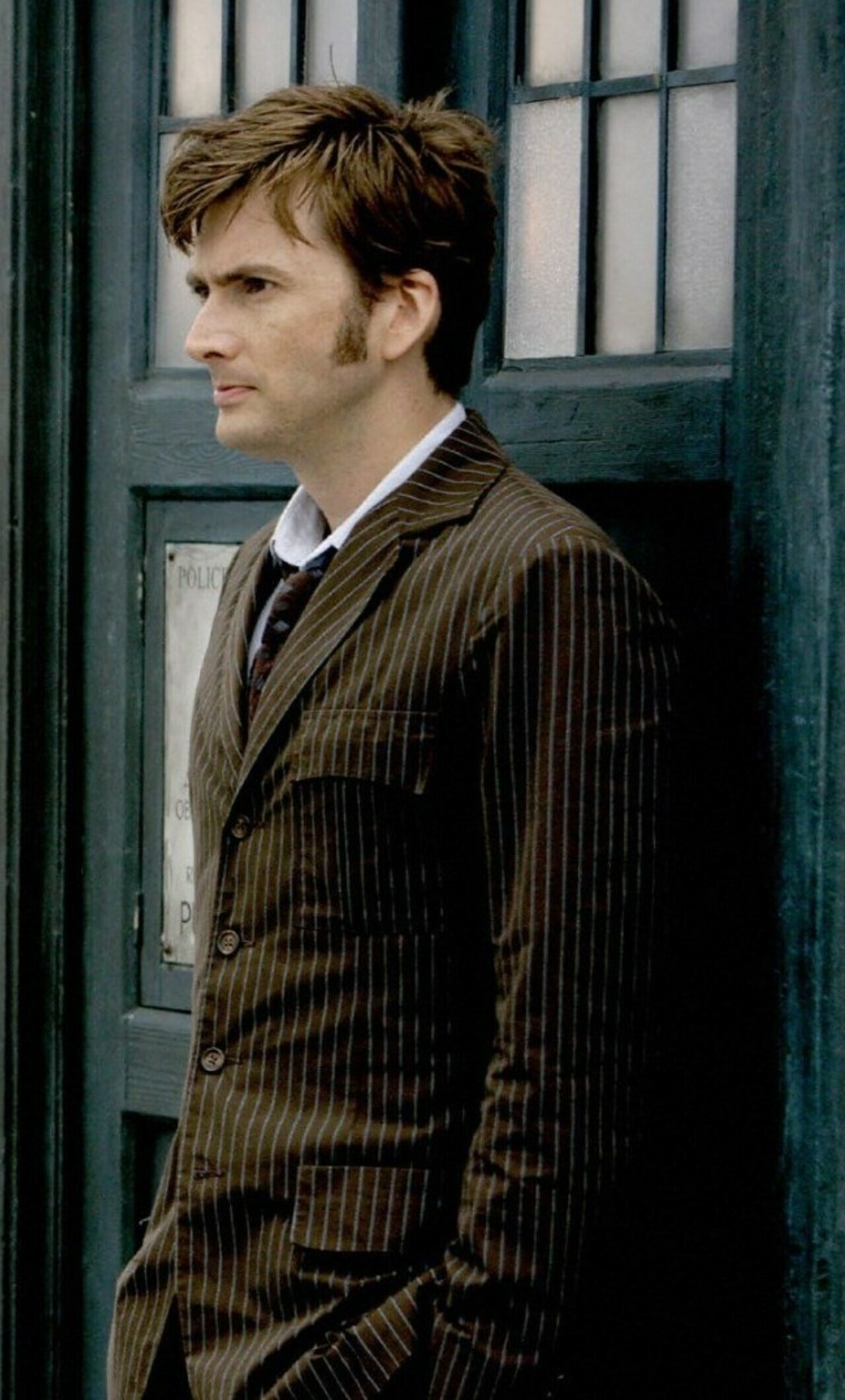 Doctor Who: David Tennant as the Tenth Doctor. 1280x2120 HD Background.