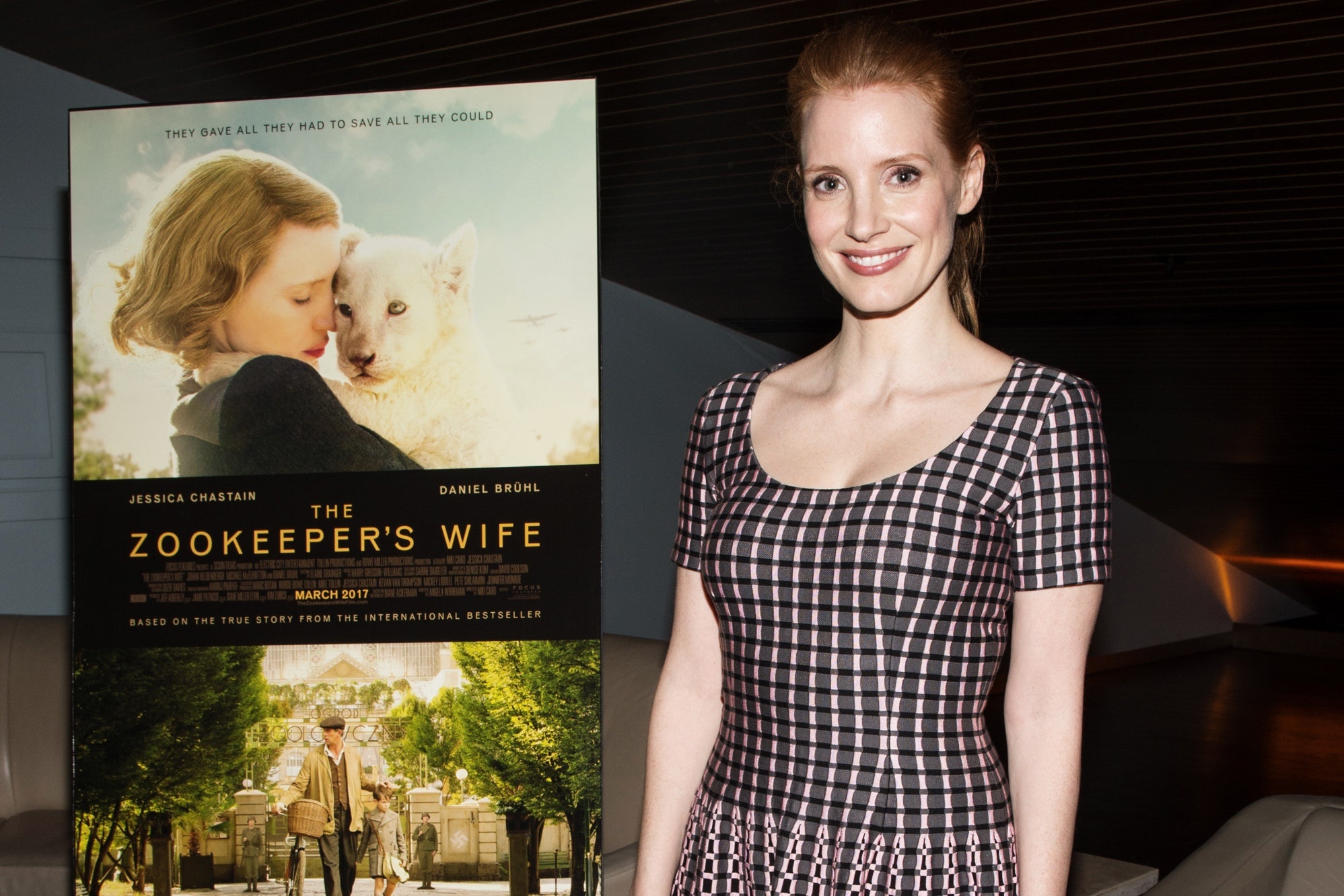 The Zookeeper's Wife, Jessica Chastain, Real home, 2000x1340 HD Desktop