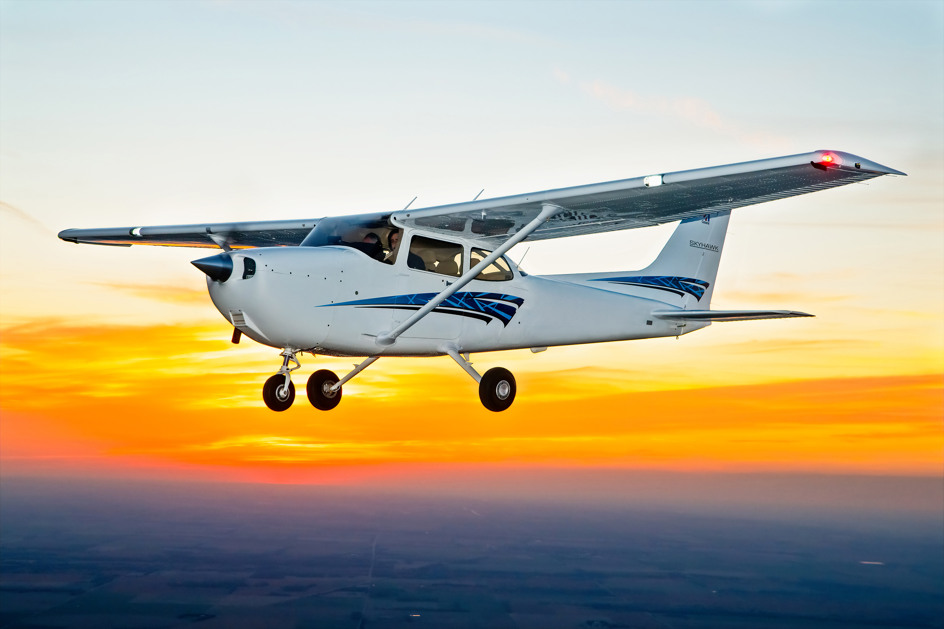 Cessna Skyhawk Training, Pilot Education, China Aviation, Growing Demand, 3000x2000 HD Desktop