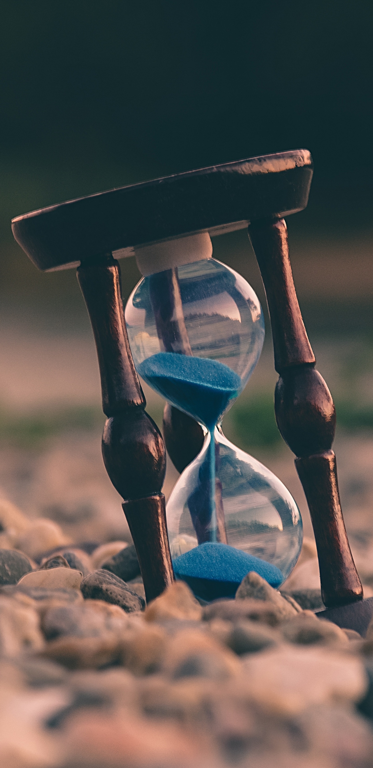 Hourglass, symbolic object, patience symbol, ancient timekeeping, 1440x2960 HD Phone