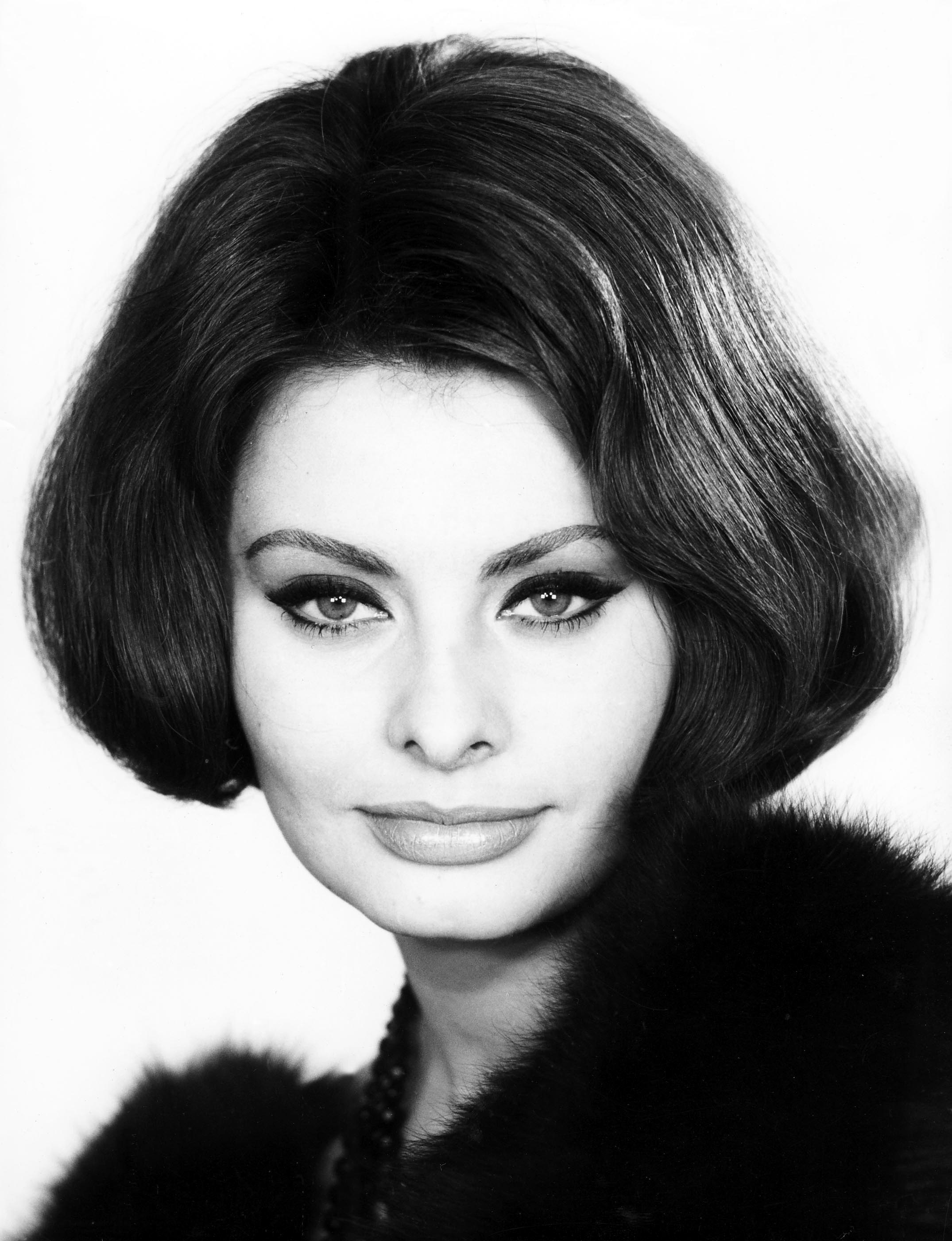 Sophia Loren movies, Stunning wallpaper, Posted by Michelle Peltier, Striking image, 2150x2810 HD Phone
