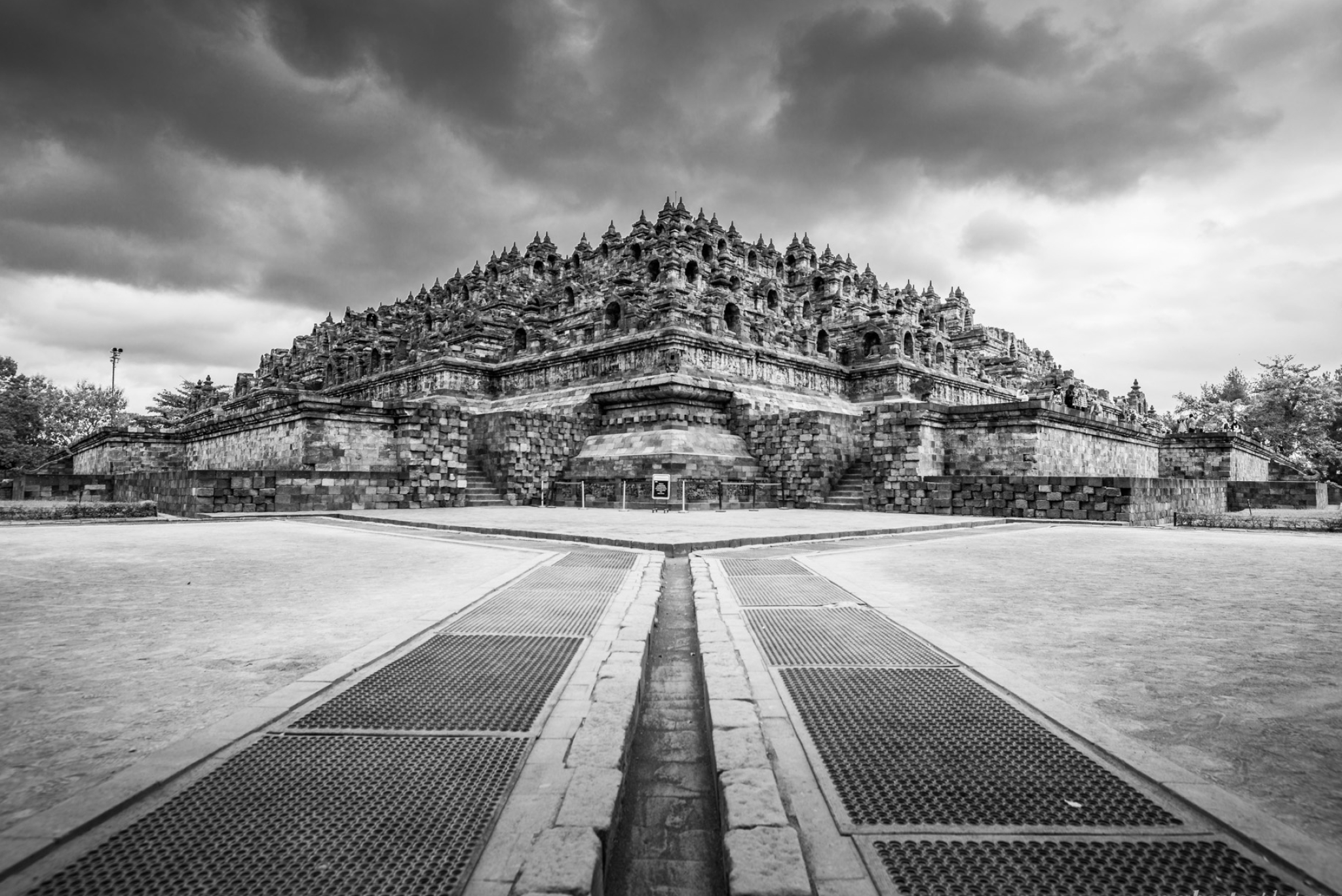 Beauty of Borobudur, Reuben Teo photography, 2050x1370 HD Desktop