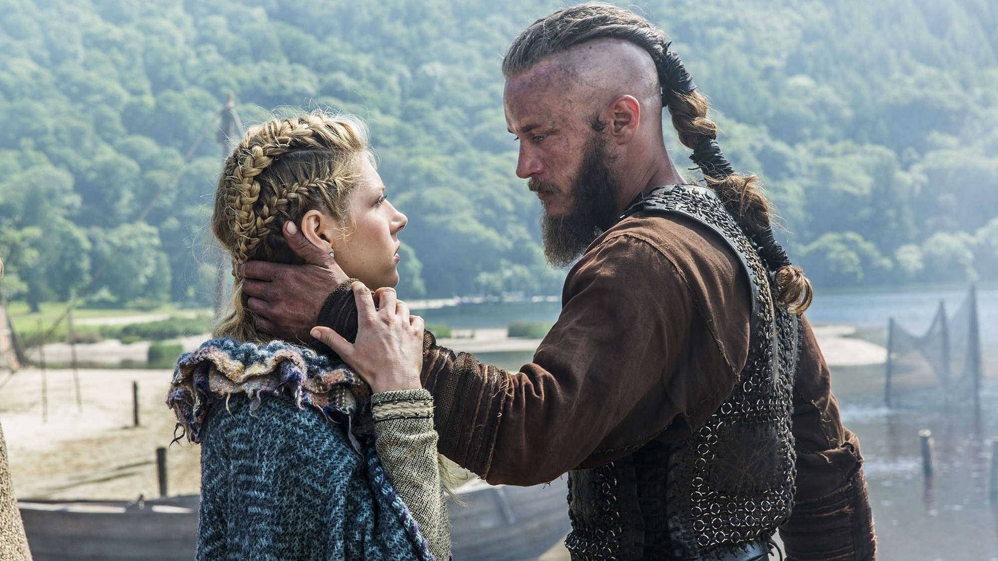Vikings TV series, Wallpaper download, Ragnar Lothbrok, Lagertha, 2000x1130 HD Desktop