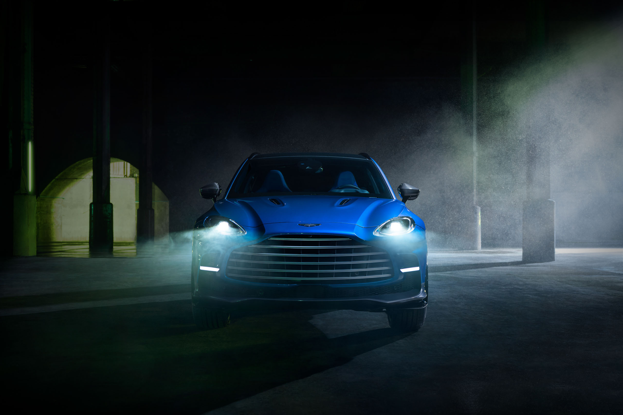 Aston Martin DBX, Powerful performance, Fanaticar magazine, Aston Martin 007, 2560x1710 HD Desktop