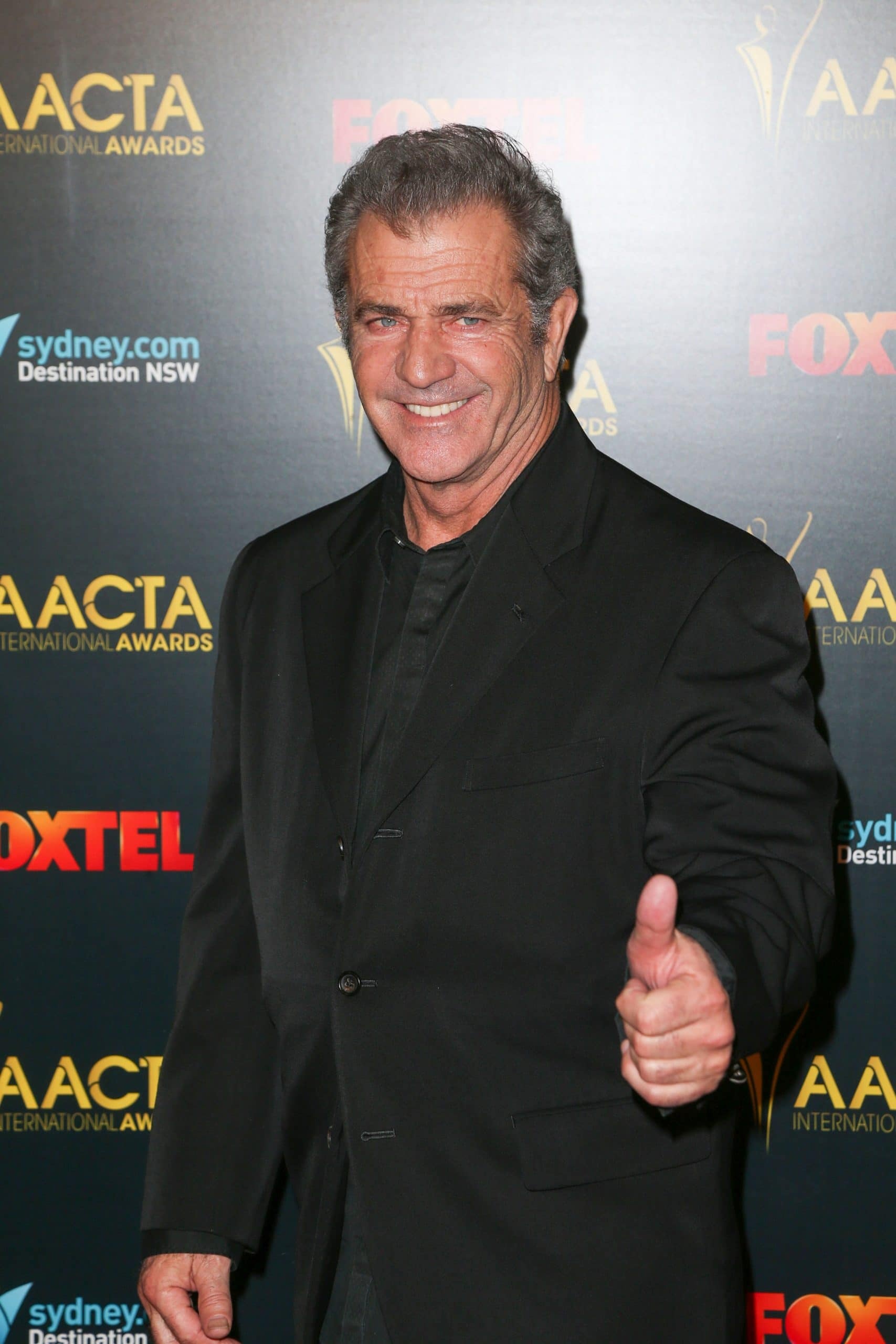 Mel Gibson, Hollywood actor, Filmography, Iconic performances, 1710x2560 HD Phone