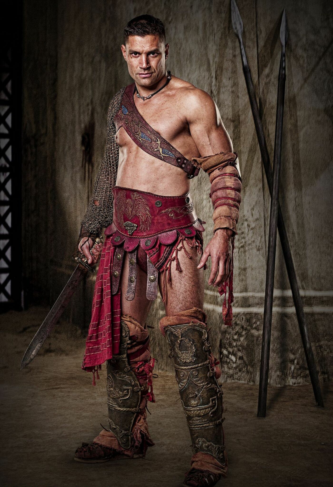 Spartacus: Gods of the Arena: Manu Bennett as Crixus – a new Gallic gladiatorial recruit. 1400x2050 HD Background.