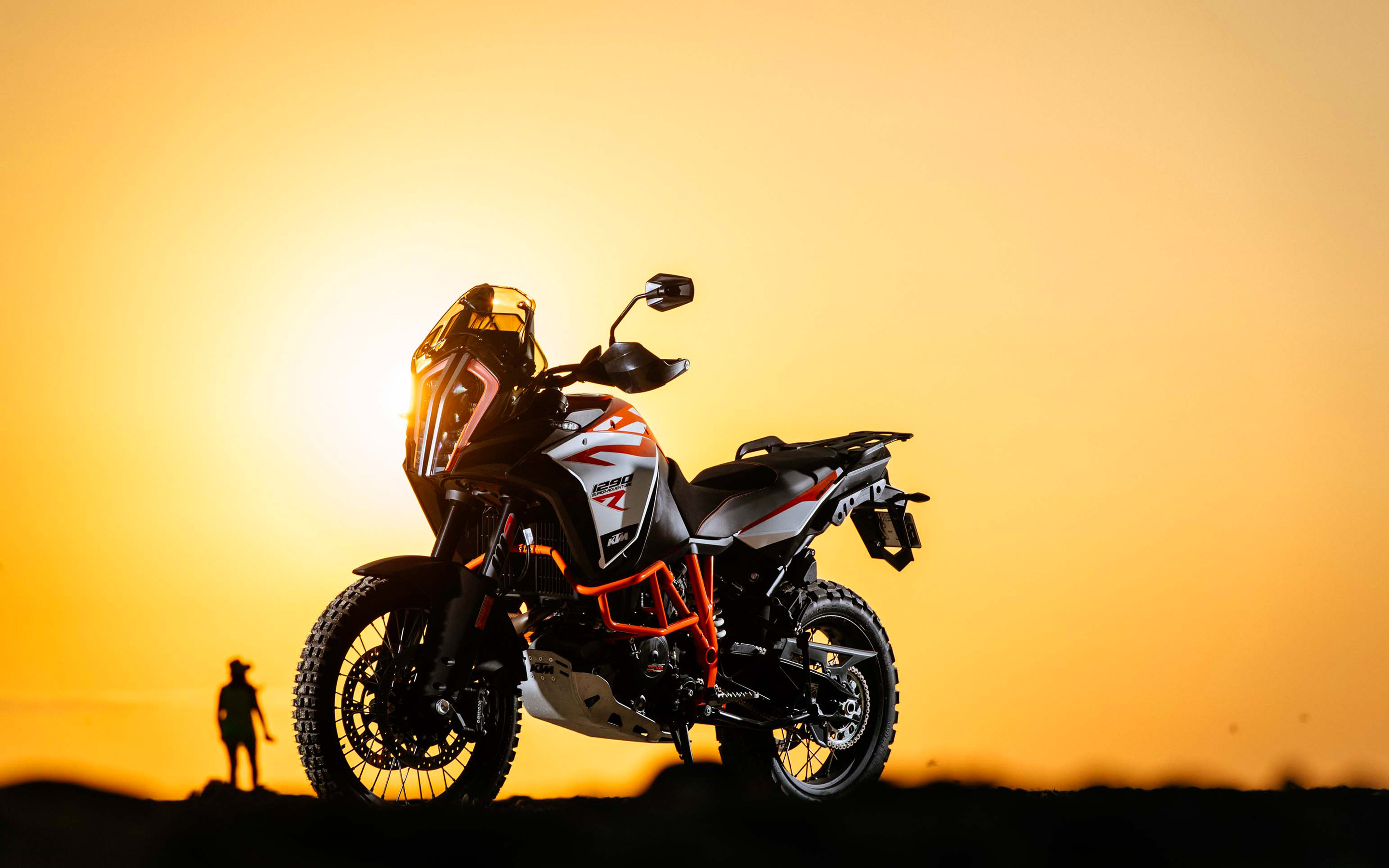 KTM 1290 Super Adventure R, Sunset 2017, Desert offroad, Adventure photography, 2880x1800 HD Desktop