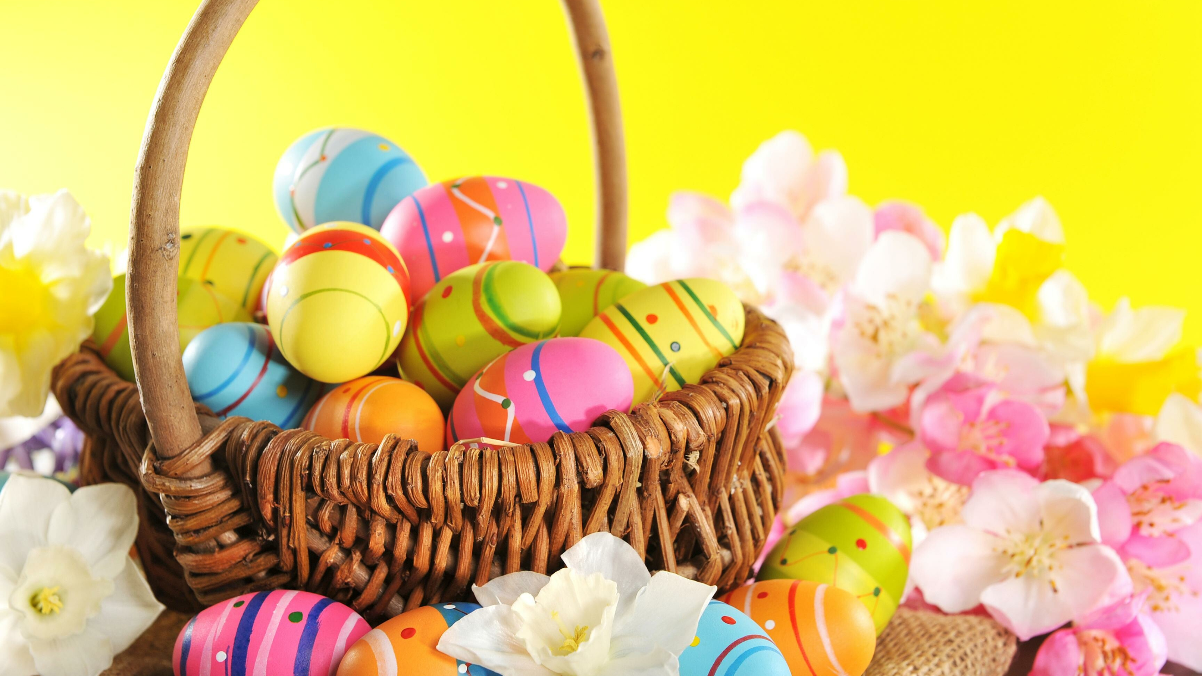 Easter: Its date is computed based on a lunisolar calendar similar to the Hebrew calendar. 3840x2160 4K Background.