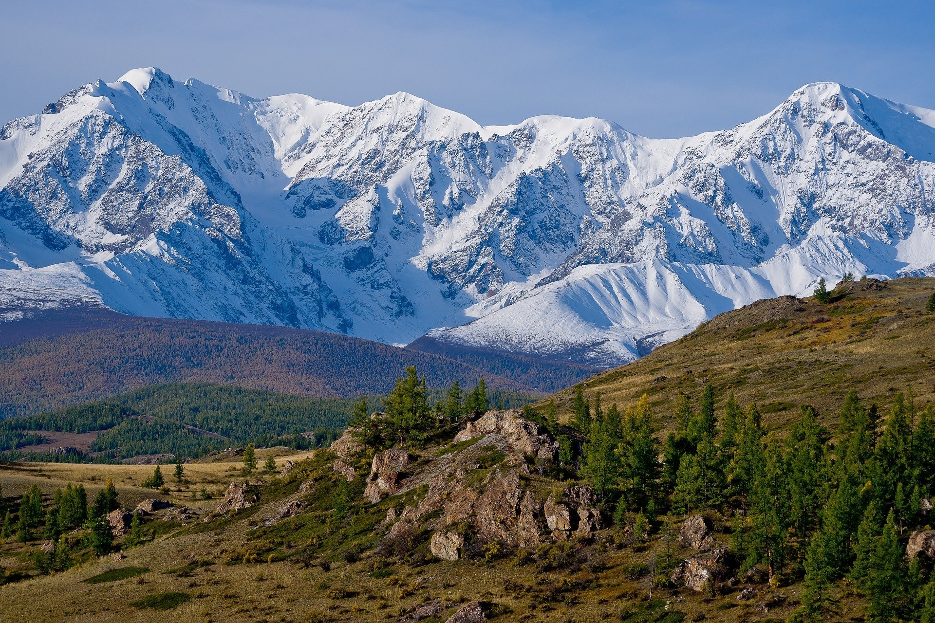 Altai Mountains, Mountainous landscapes, Serene beauty, Nature's majesty, 1920x1280 HD Desktop