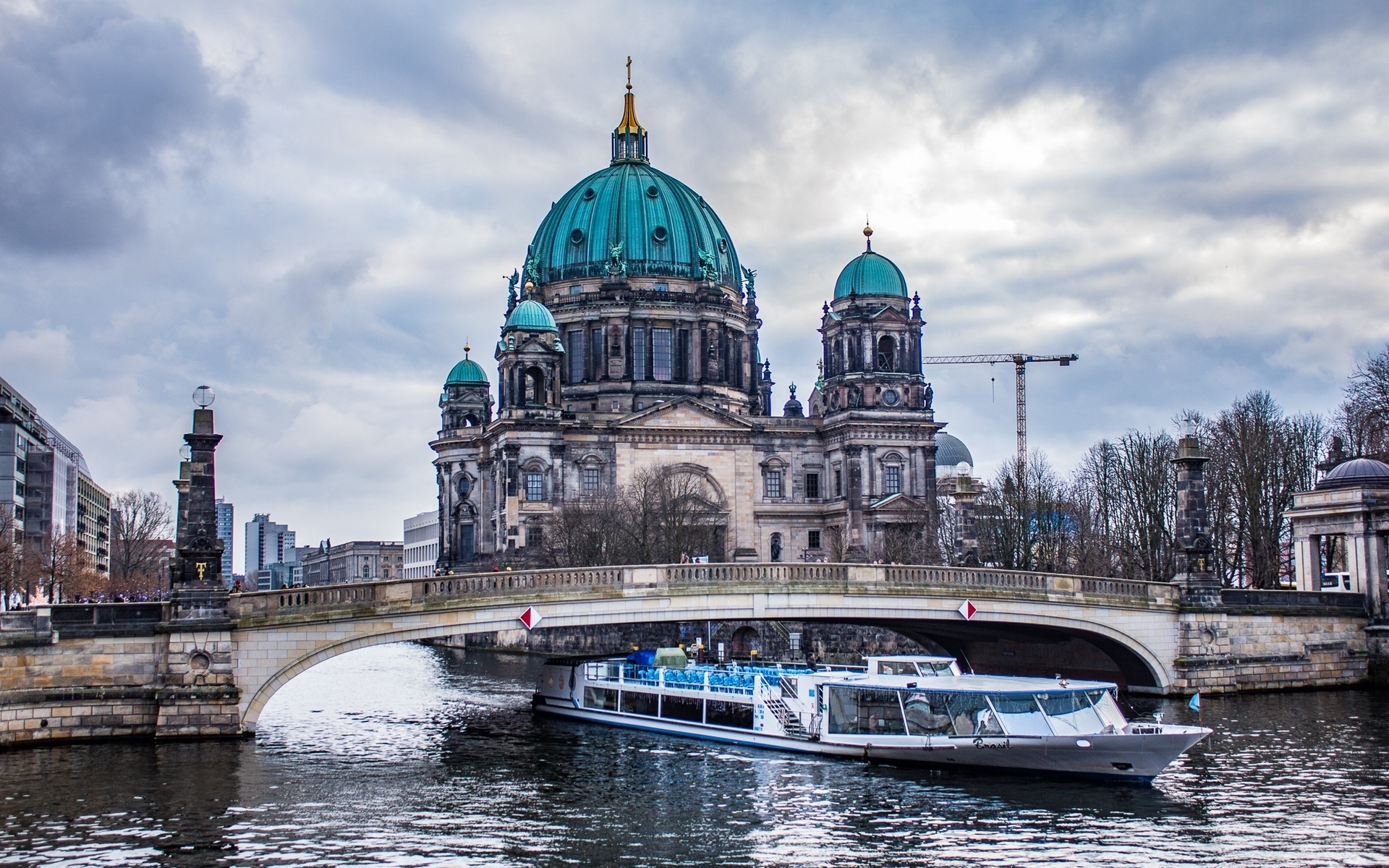 Berlin Cathedral, HD wallpapers, German landmarks, High-quality pictures, 1920x1200 HD Desktop