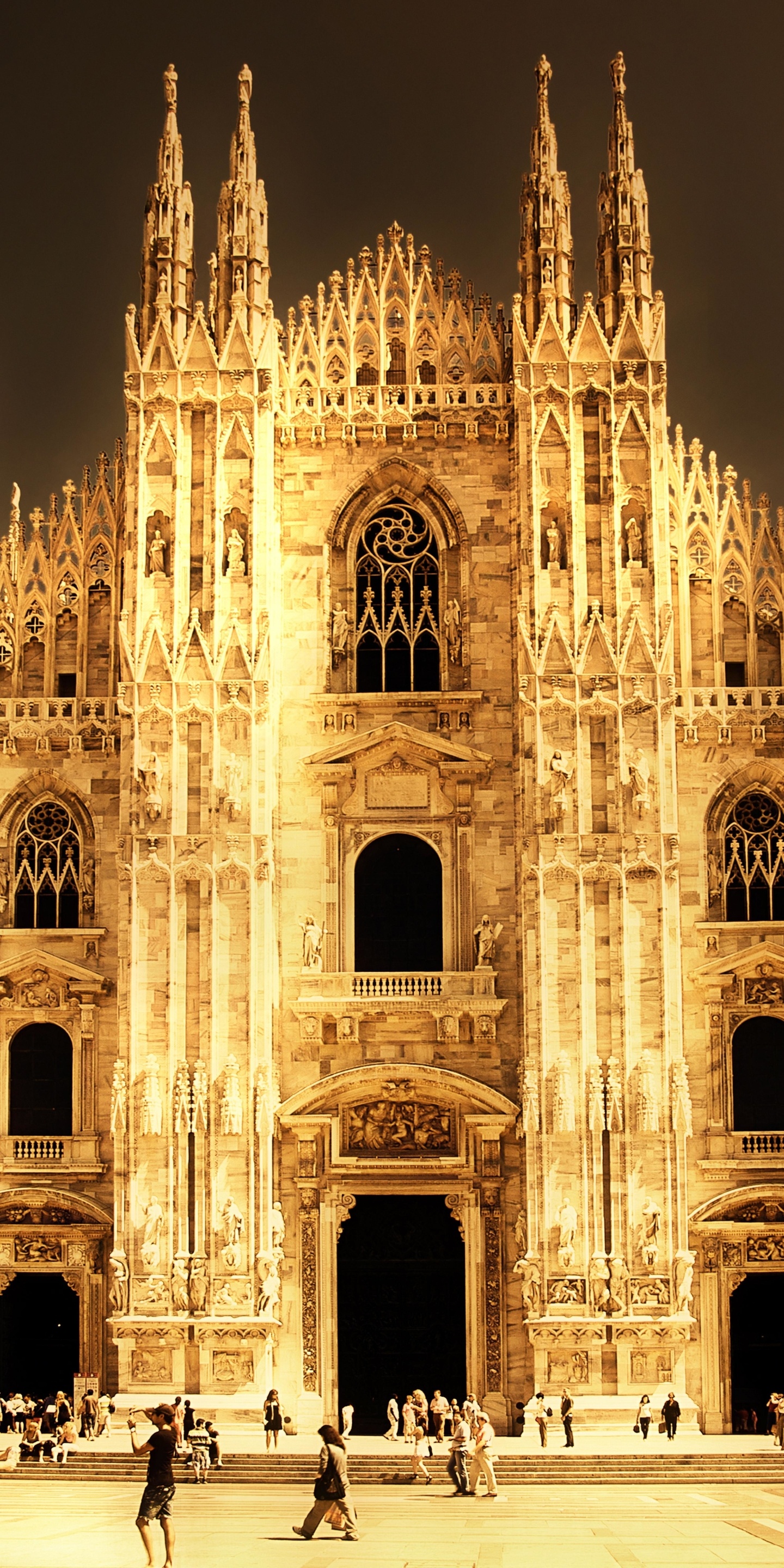 Milan Cathedral, Religious landmark, Italian city, Lombardy, 1440x2880 HD Phone