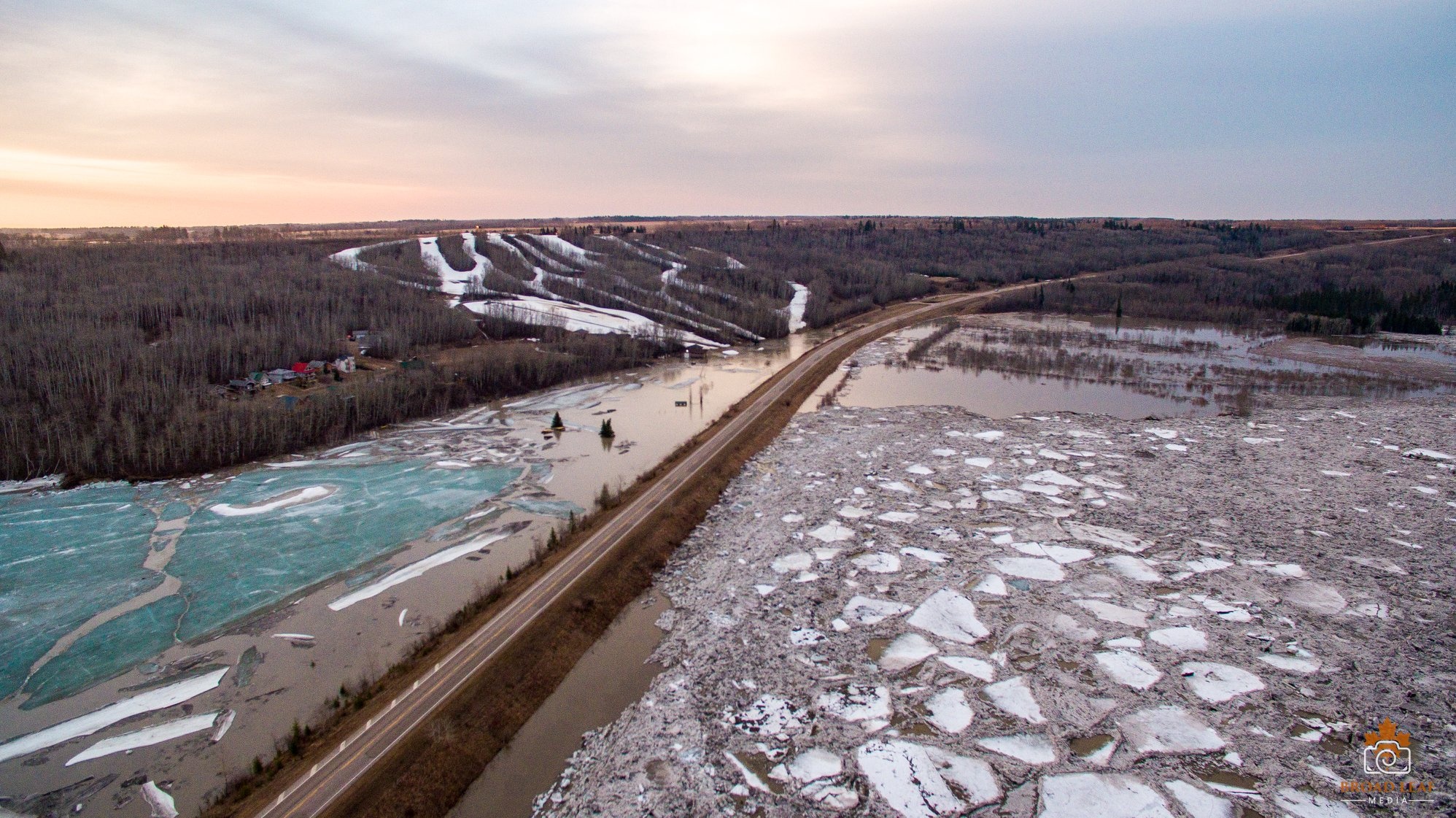 Saskatchewan River, Spring breakup, High water levels, Natural variations, 2000x1130 HD Desktop