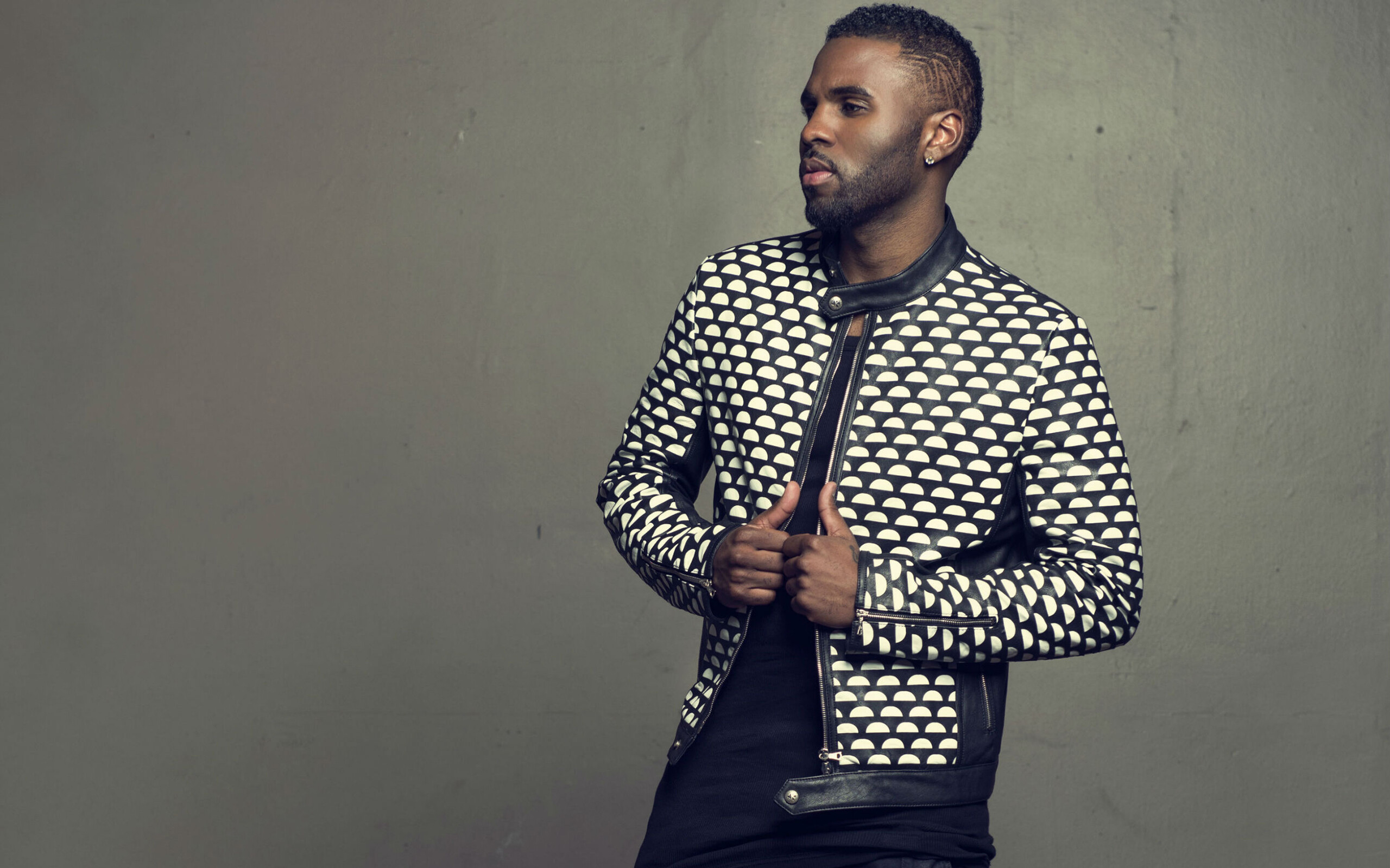 Jason Derulo: Future History debuted at number 29 on the Billboard 200. 2560x1600 HD Wallpaper.