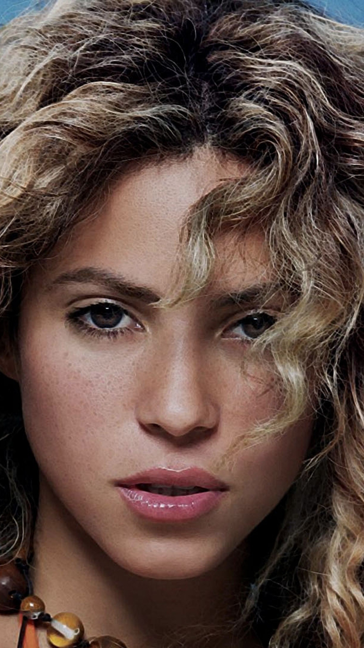 Shakira, Screen beauty, Captivating face, Sensational music, 1250x2210 HD Handy