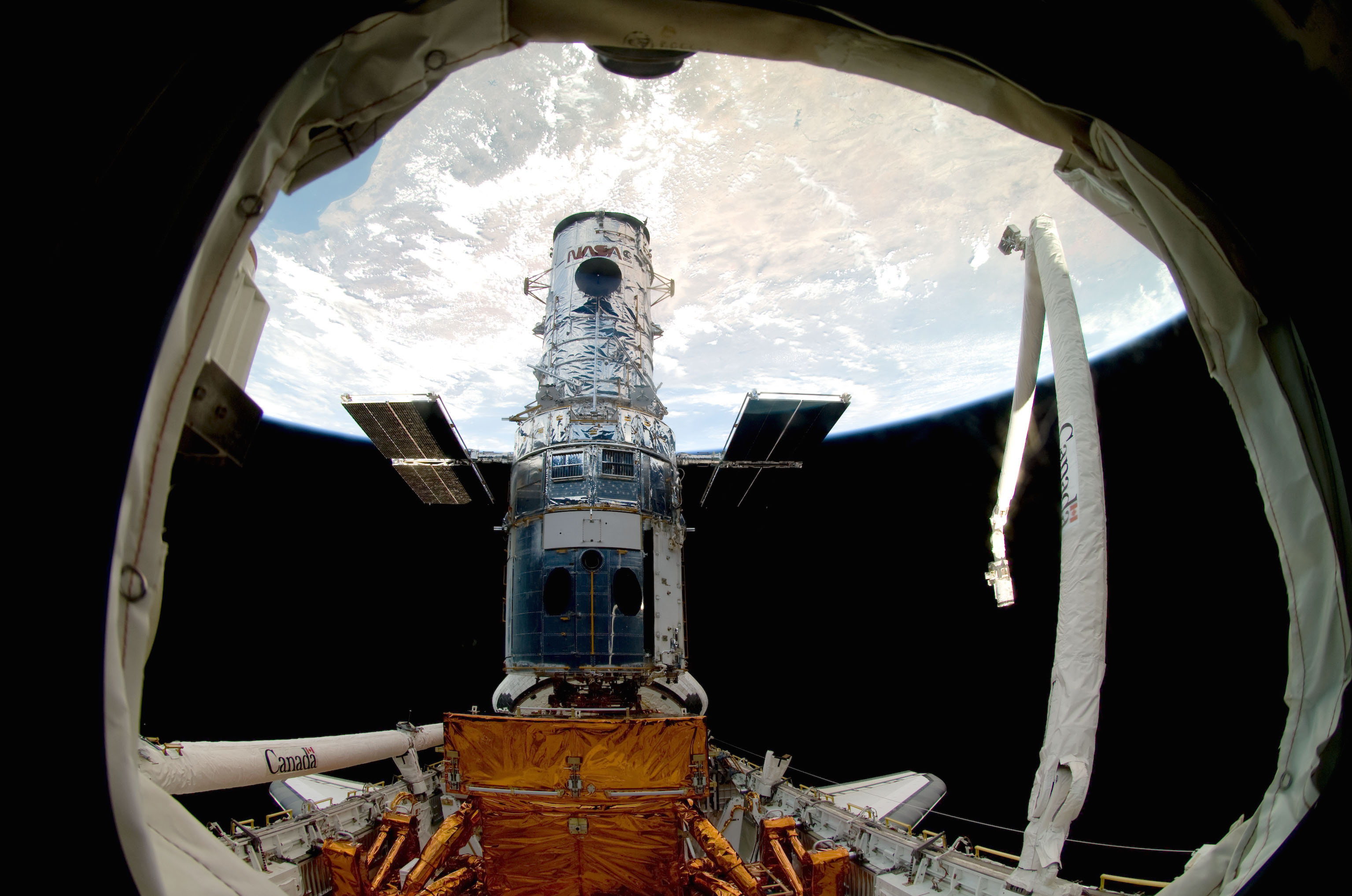 Hubble Space Telescope, Science resumes, Software correction, Continuing exploration, 3070x2040 HD Desktop