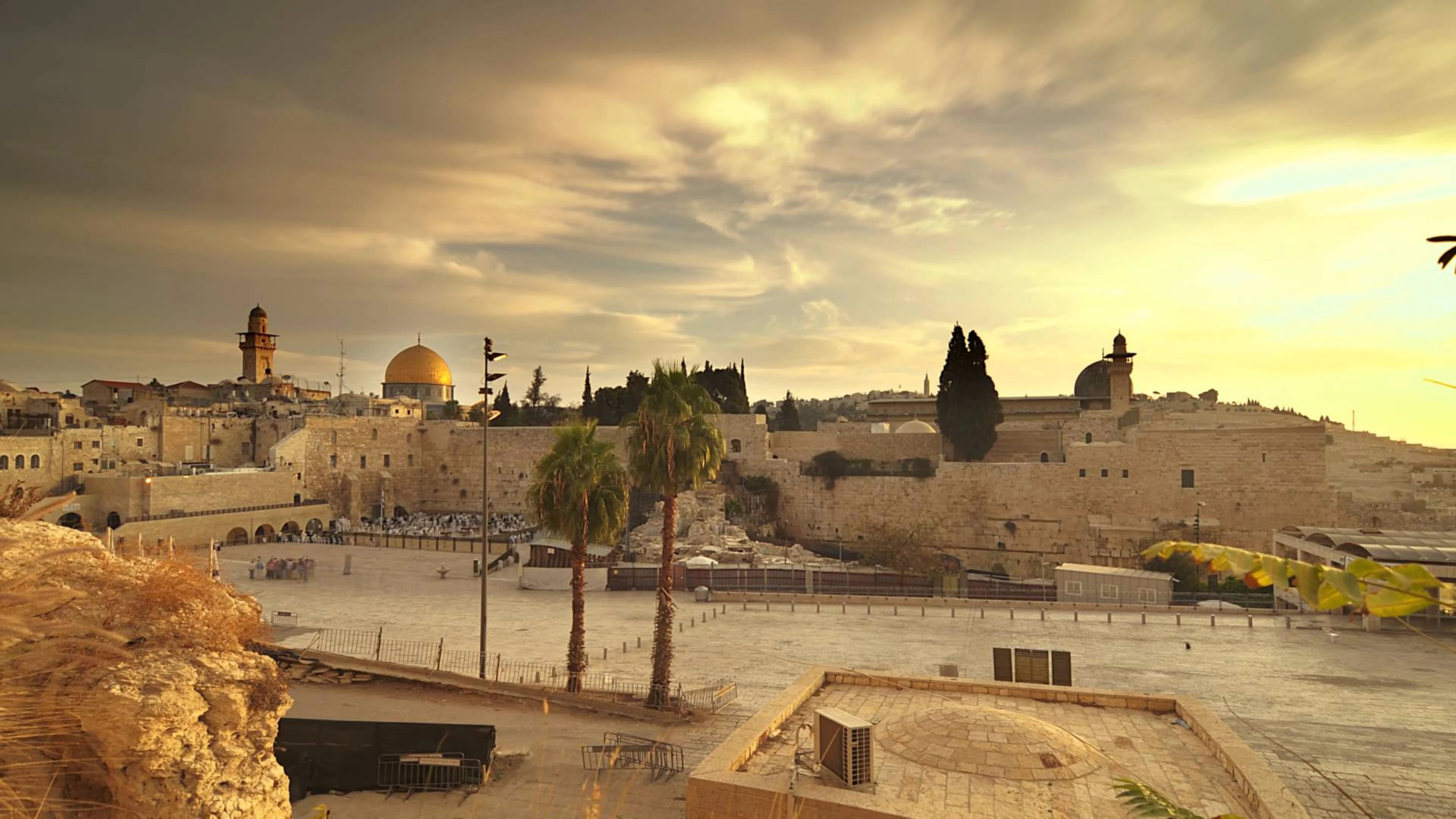 Jerusalem: Ancient, The Western Wall, Place of worship. 3840x2160 4K Wallpaper.