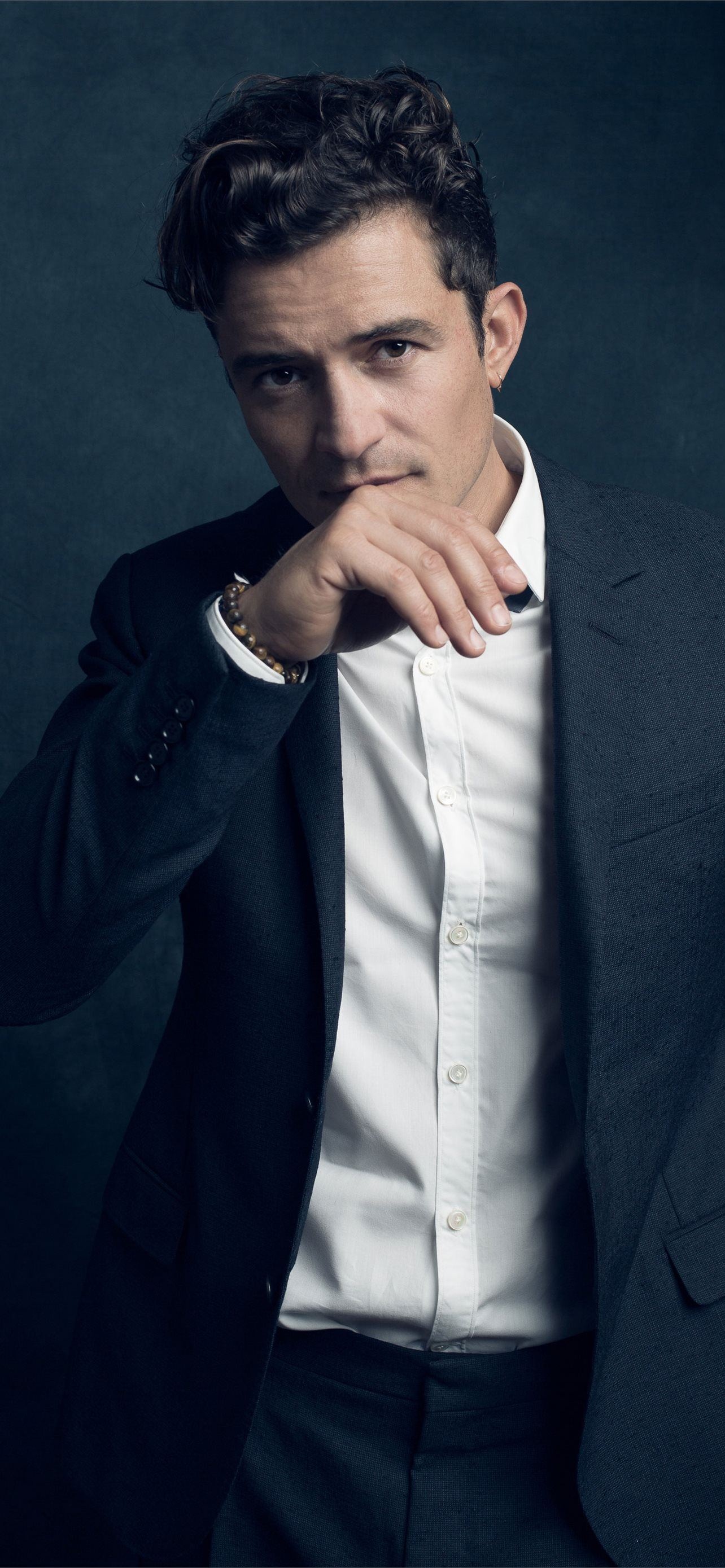 Orlando Bloom, iPhone wallpapers, High-definition images, Visual appeal, 1290x2780 HD Handy