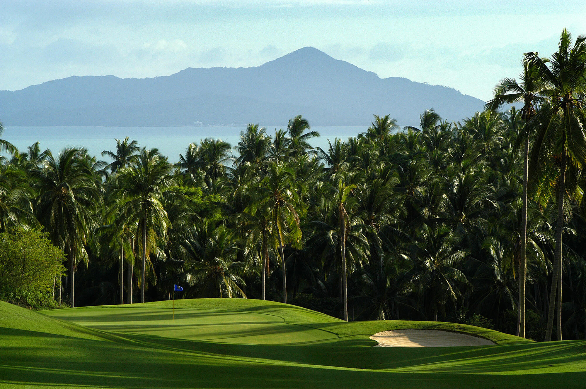 Golfing paradise, Santiburi Koh Samui, Koh Samui resort, Golf getaway, 2000x1330 HD Desktop