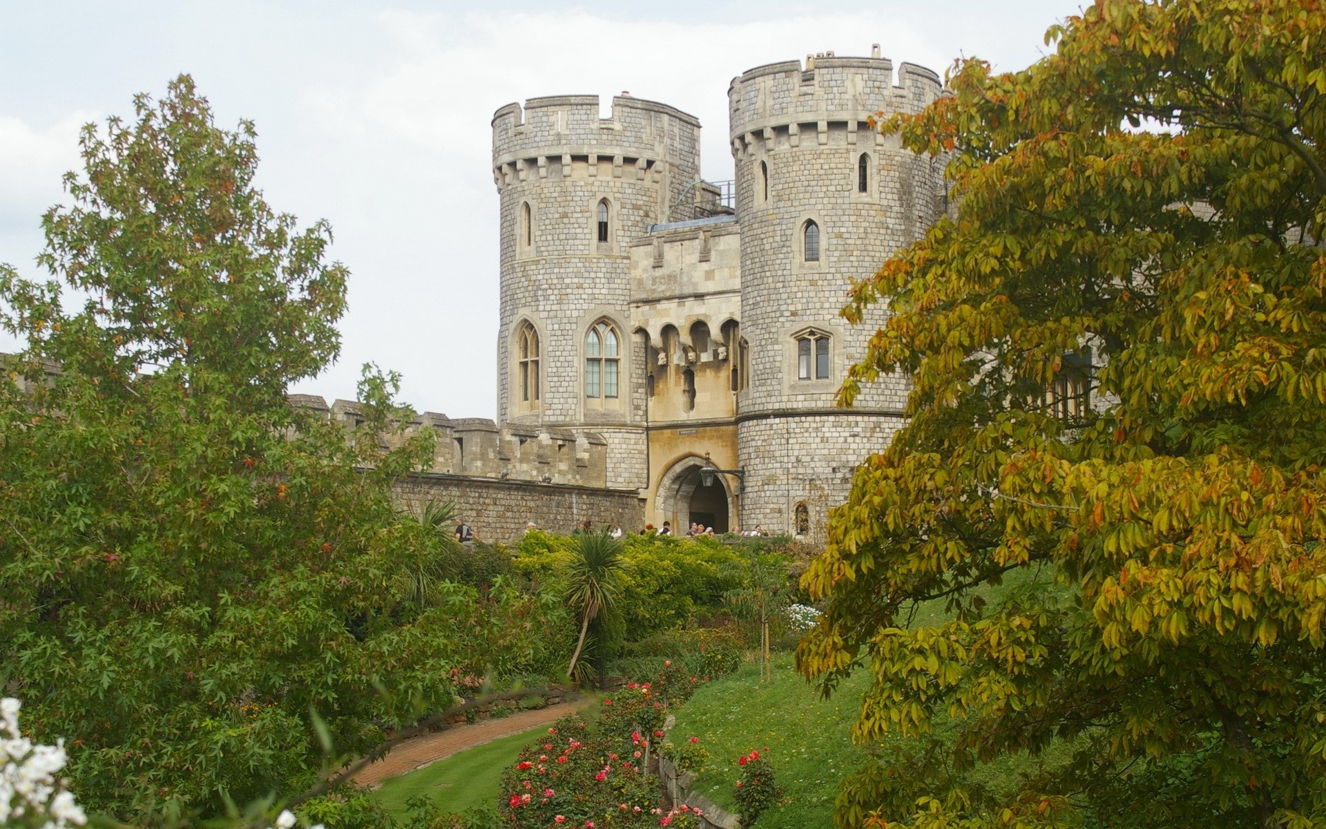 Windsor Castle, Majestic architecture, Ethereal beauty, Memorable visit, 1920x1200 HD Desktop