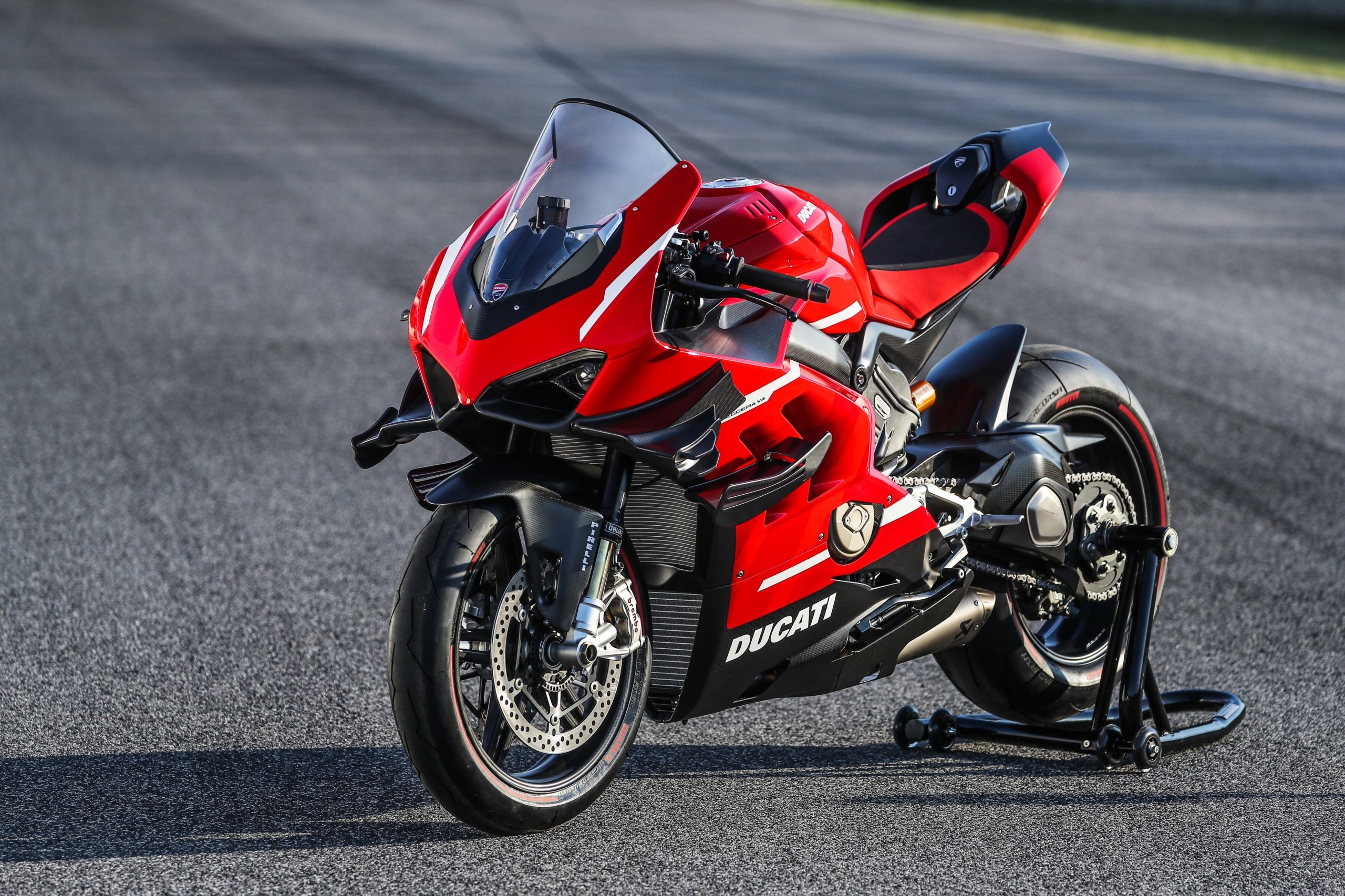 Ducati Superleggera V4, 4K wallpaper, Superbikes collection, Stunning visuals, 2560x1710 HD Desktop