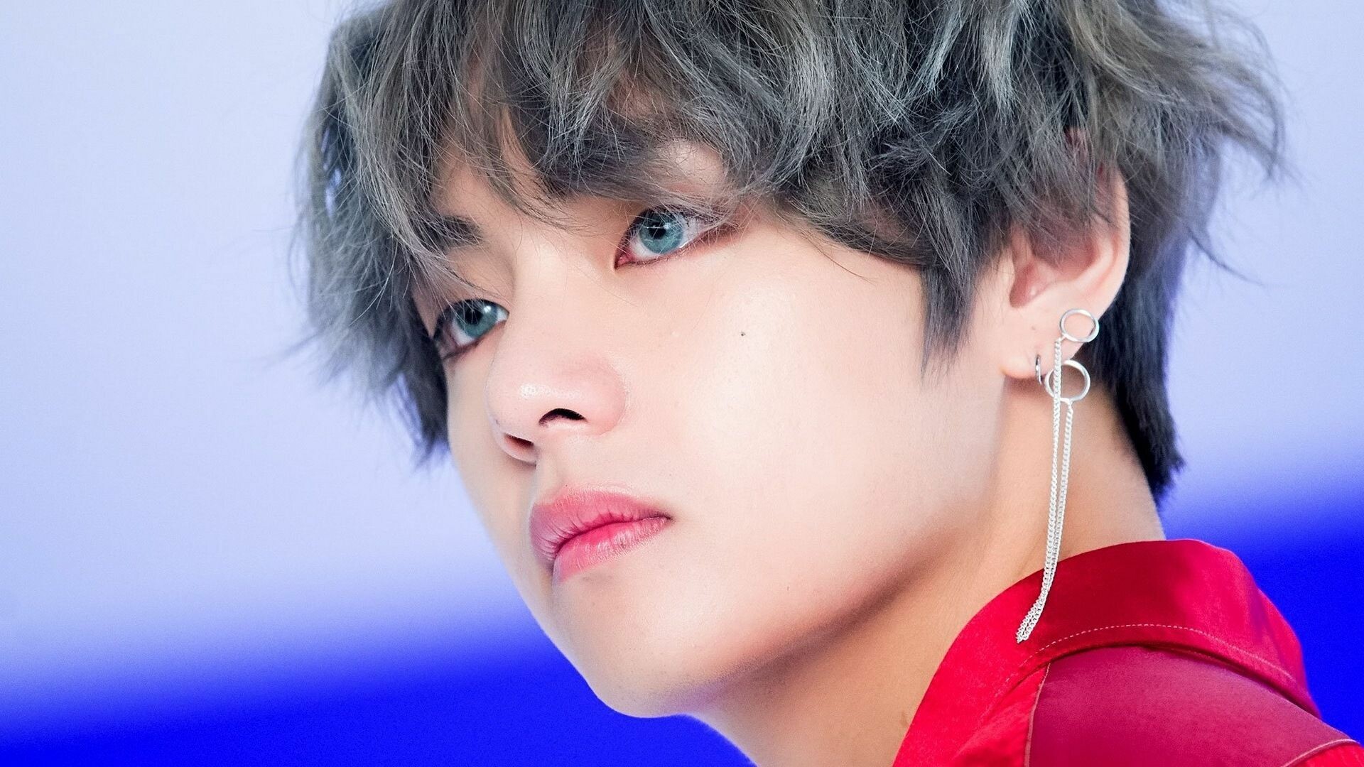 BTS: V, released his first independent song, the self-composed "Scenery", in 2019. 1920x1080 Full HD Wallpaper.