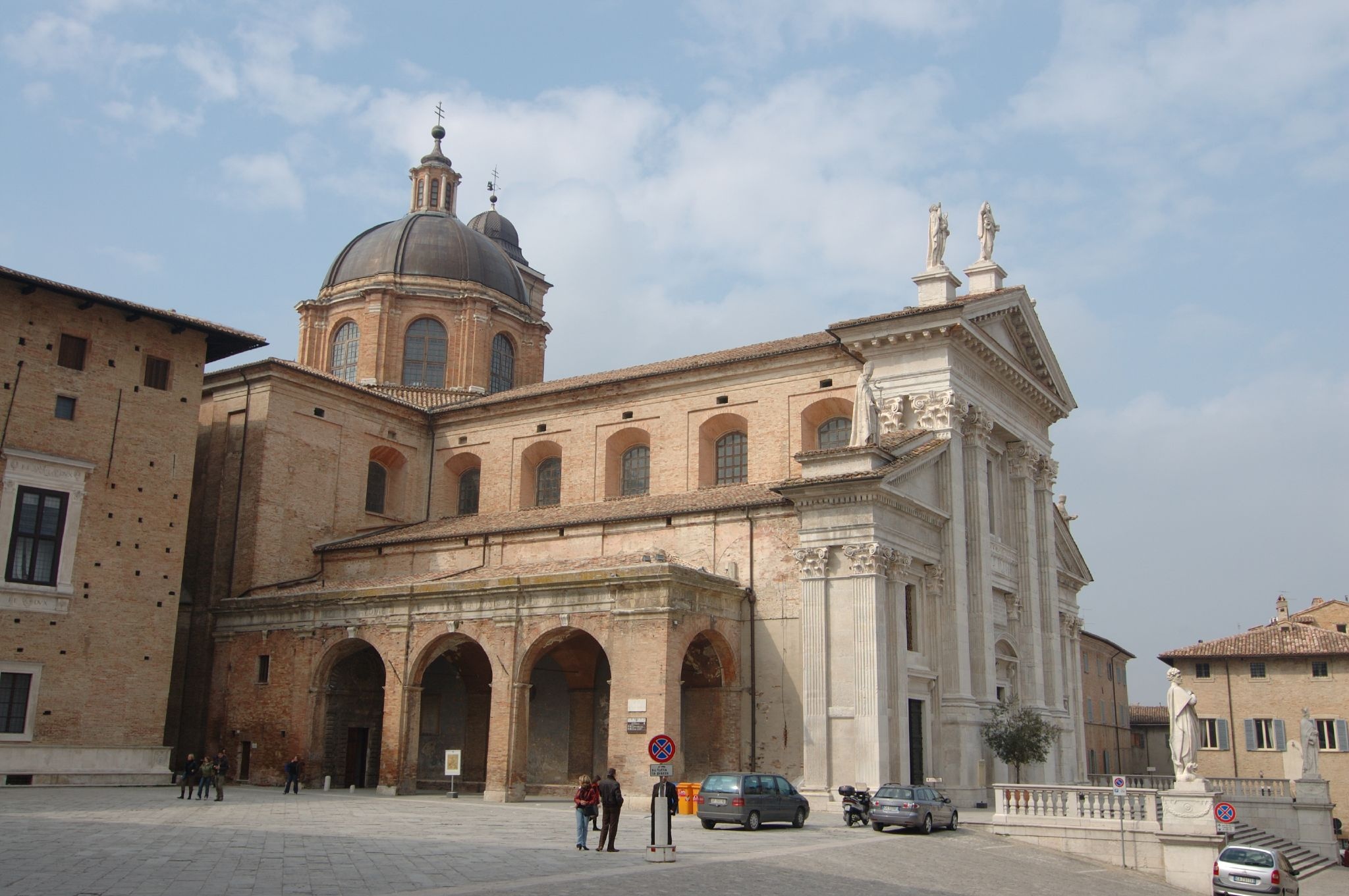 Urbino travel guide, Wikivoyage, 2050x1370 HD Desktop