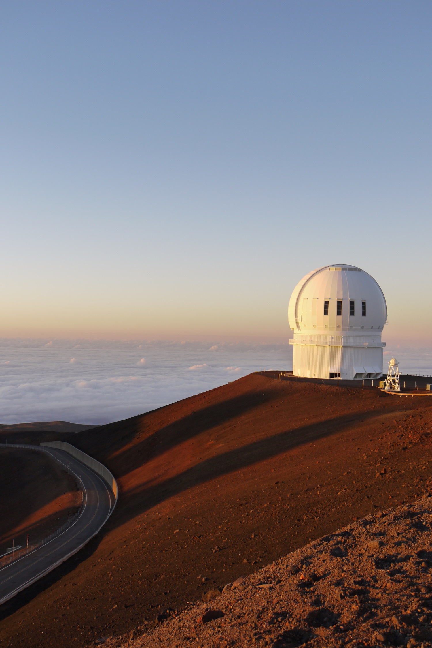 Mauna Kea Observatories, Hawaii observatory, Beautiful picture, 1500x2250 HD Phone