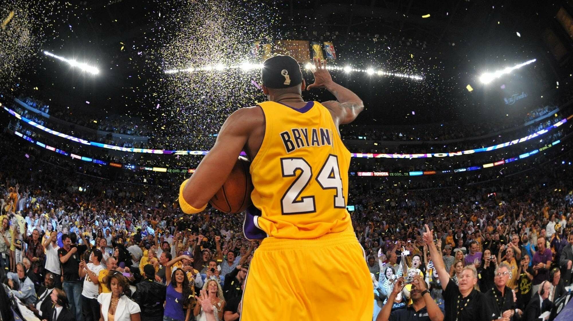 Kobe Bryant, Basketball legend, Desktop wallpapers, Sporting excellence, 2000x1130 HD Desktop