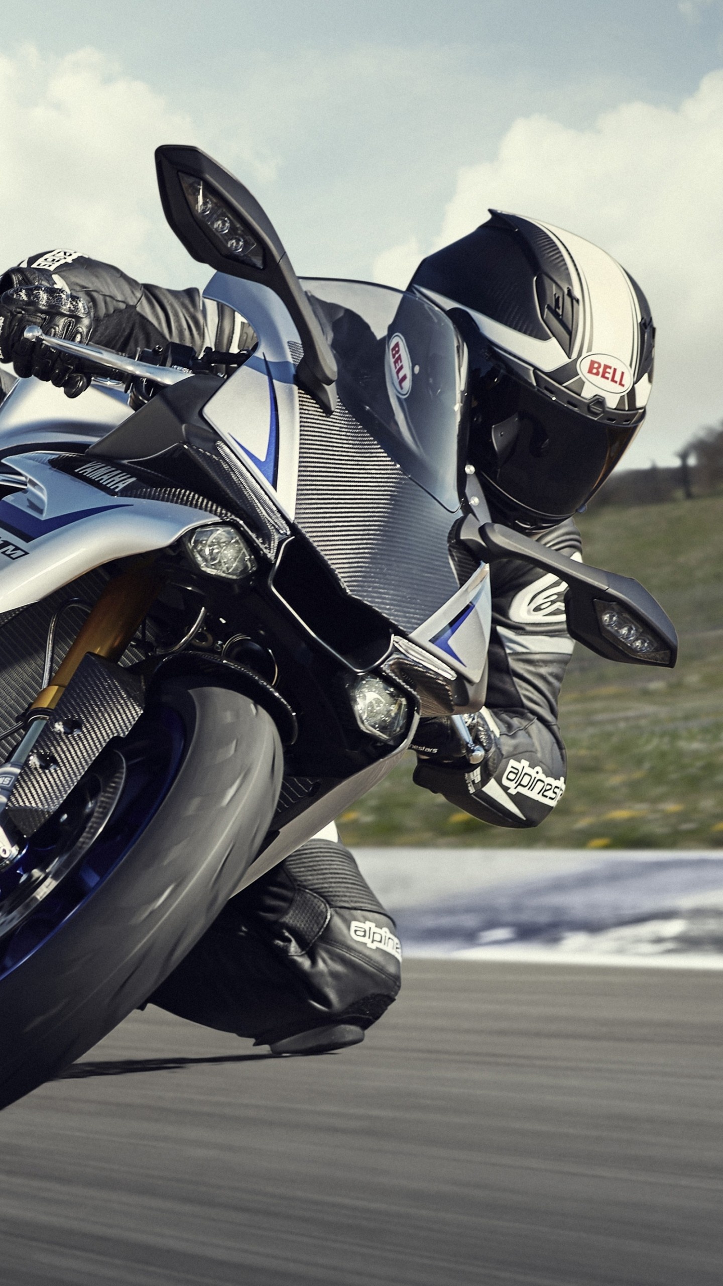 Motorcycle Racing: Yamaha YZF-R1, Bell, Alpinestars Special Gear, Race Track. 1440x2560 HD Background.