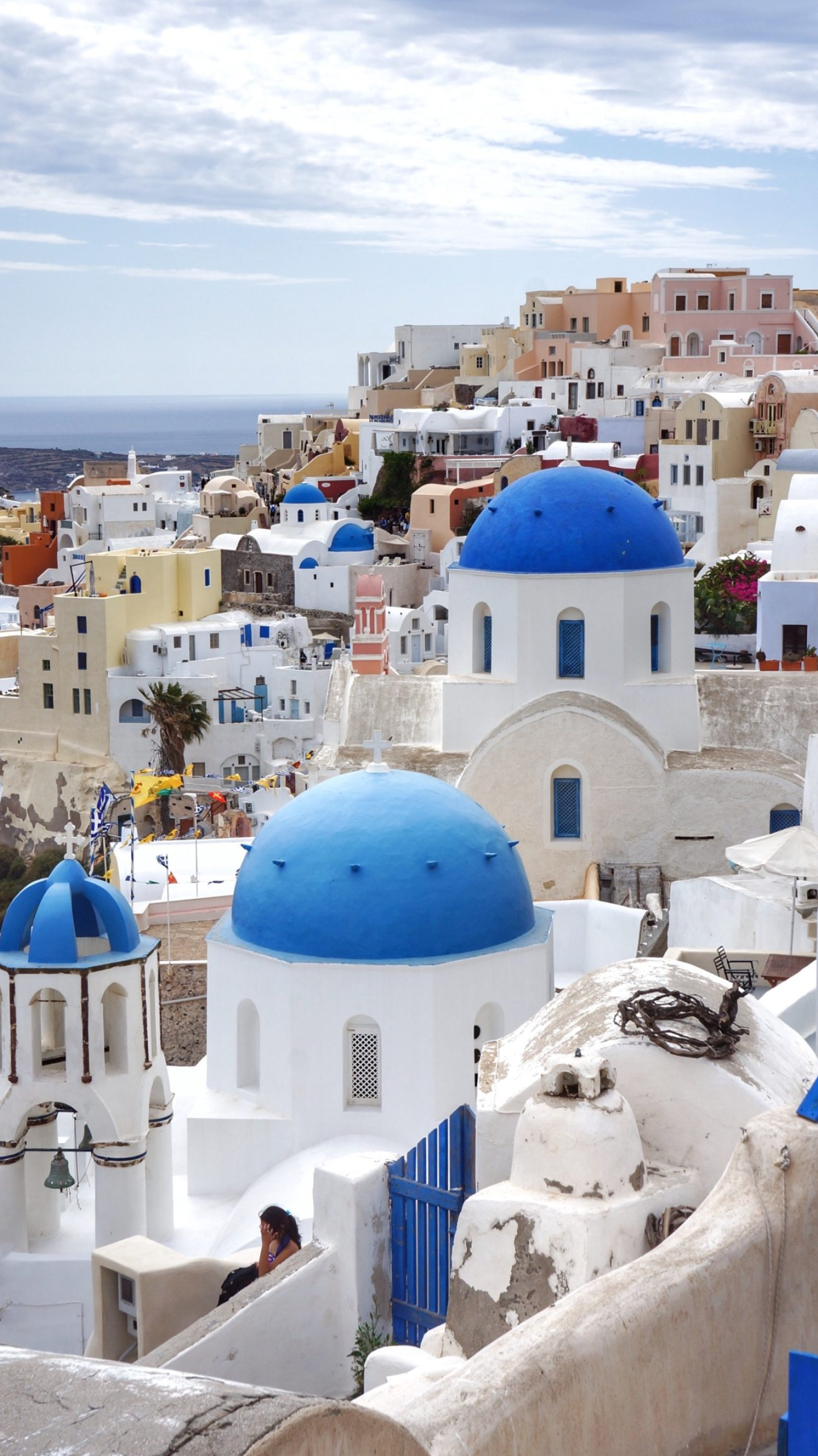 Blue Domes of Oia, Wanderlust-inducing, Santorini inspiration, Must-visit destination, 1440x2570 HD Handy