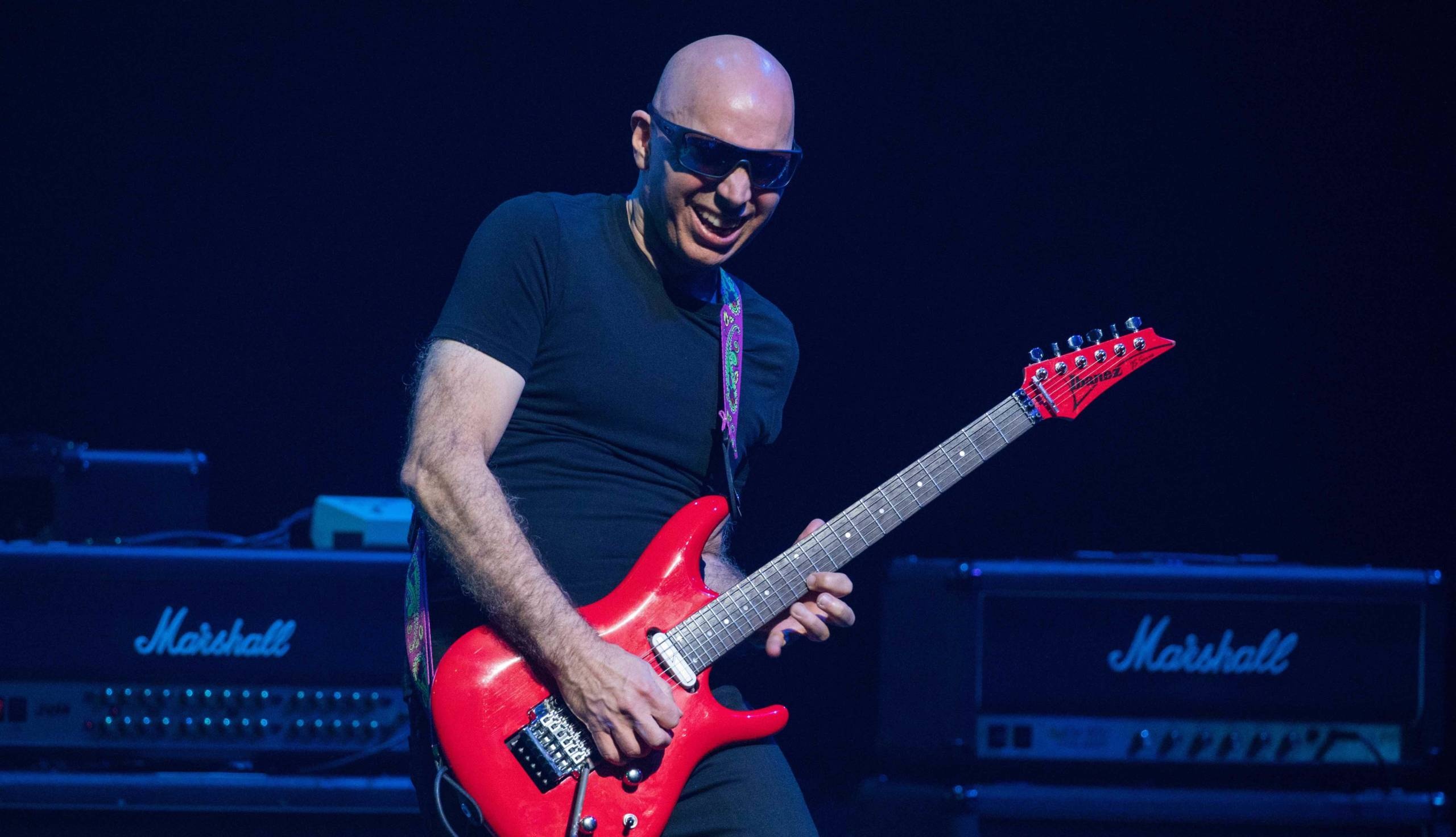 Joe Satriani, New album, Shapeshifting156, 2560x1480 HD Desktop