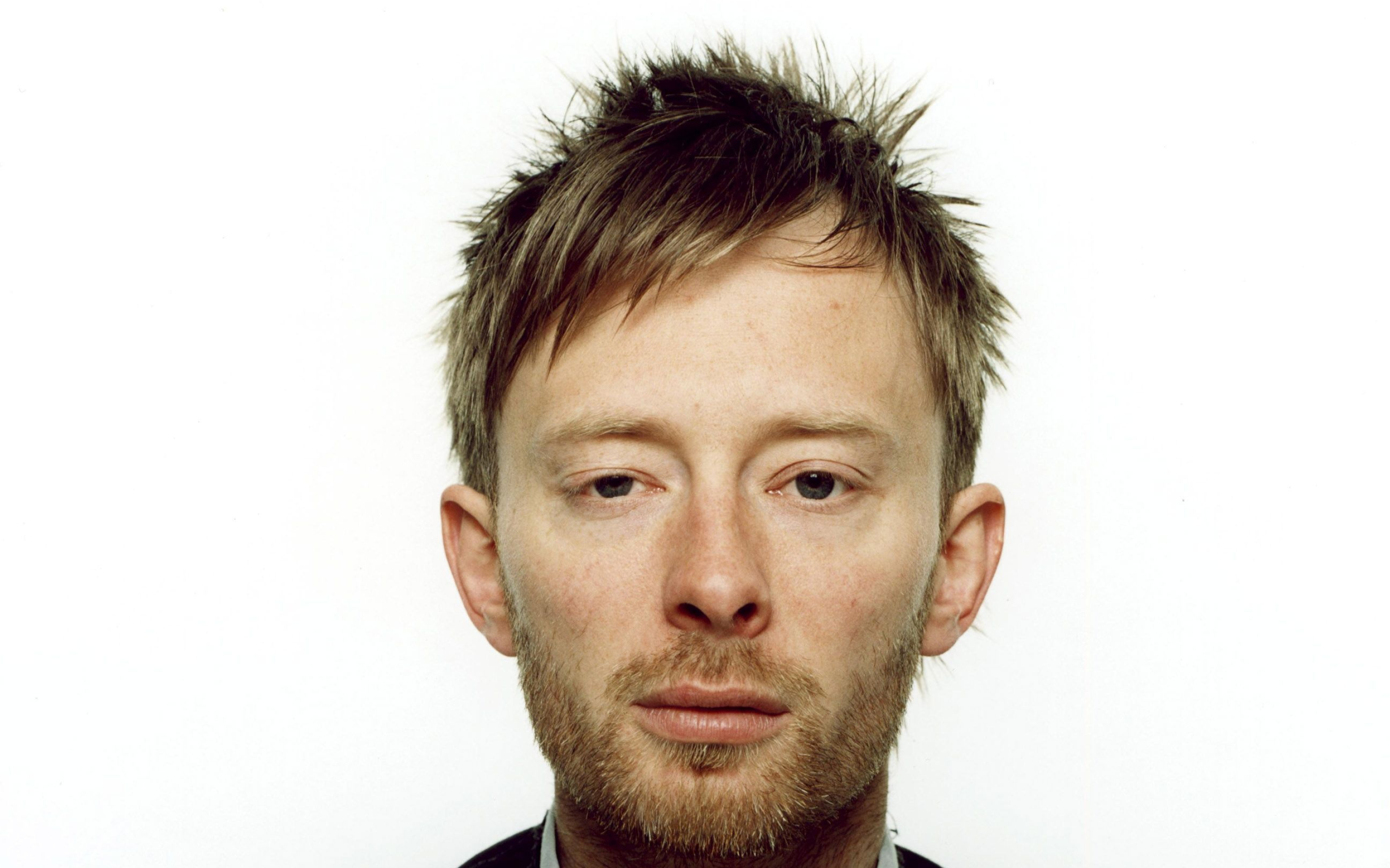 Thom Yorke, Top free wallpapers, Background images, Creative designs, 2880x1800 HD Desktop