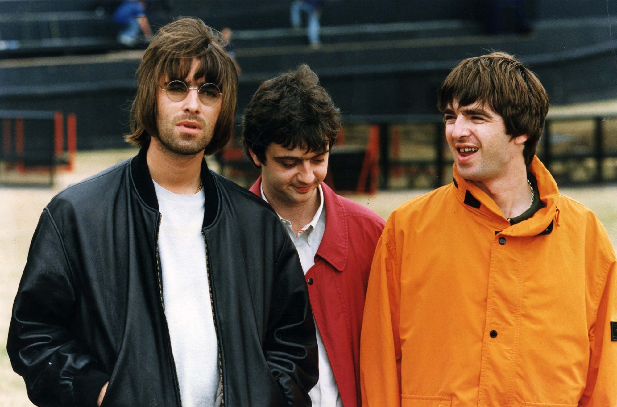 Oasis band, Nineties nostalgia, Fading dream, Music history, 2000x1320 HD Desktop