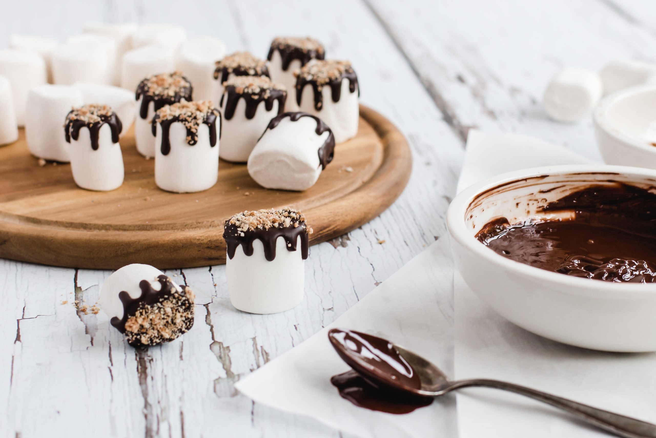 Marshmallow: Coated marshmallows, Chocolate, Dessert. 2560x1710 HD Background.
