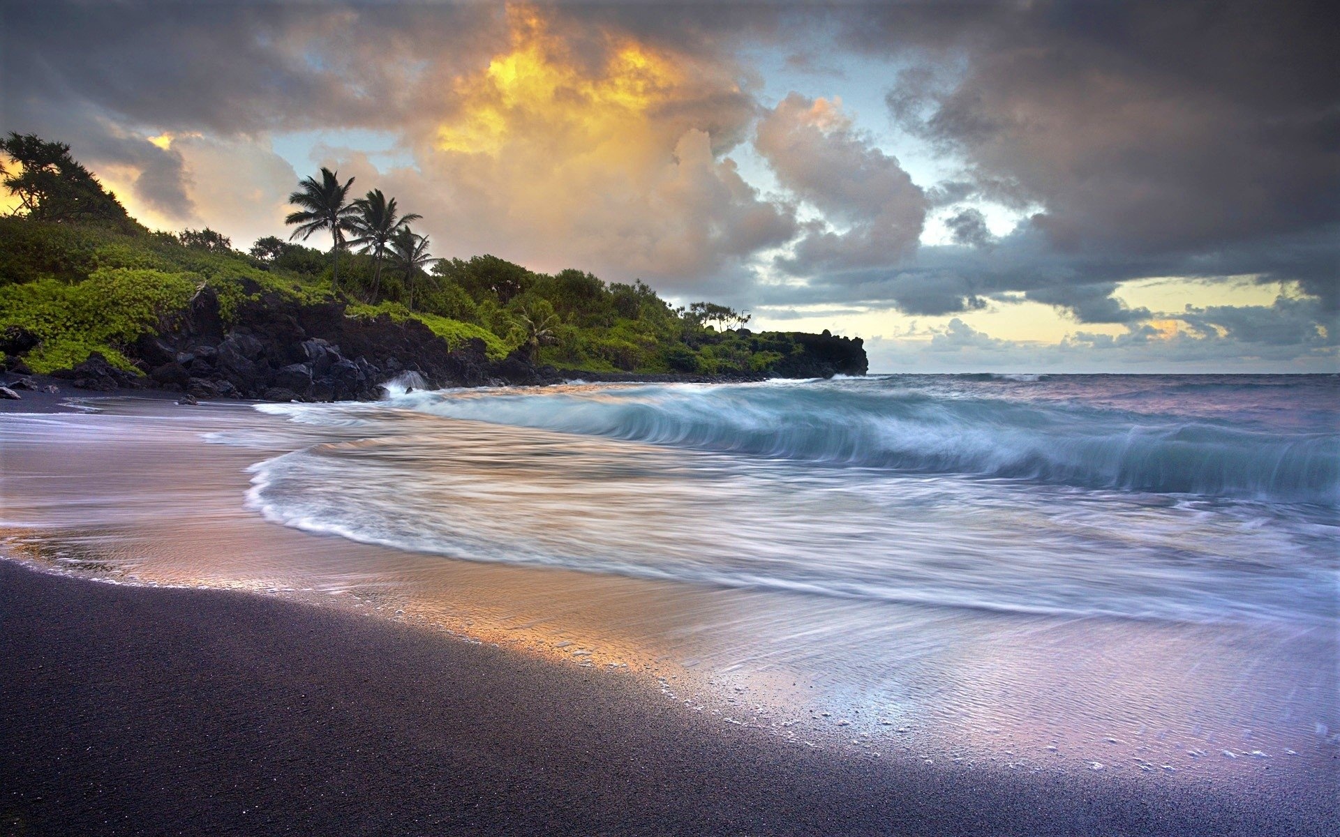 Hawaiian Beaches, Beautiful Hawaiian beach, 1920x1200 HD Desktop