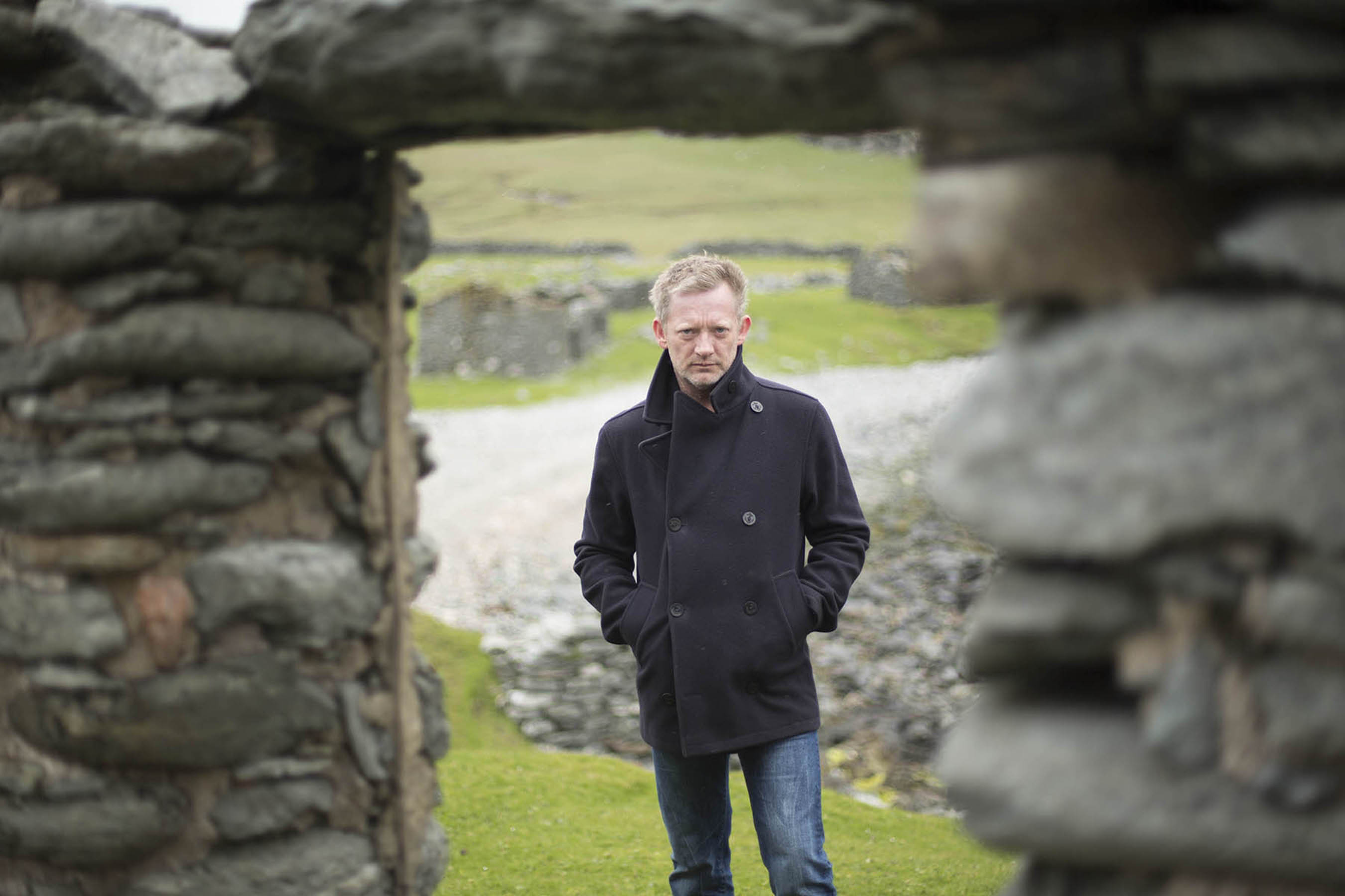 Shetland TV Series, Filming sixth and seventh series, Douglas Henshall, Back-to-back, 2700x1800 HD Desktop