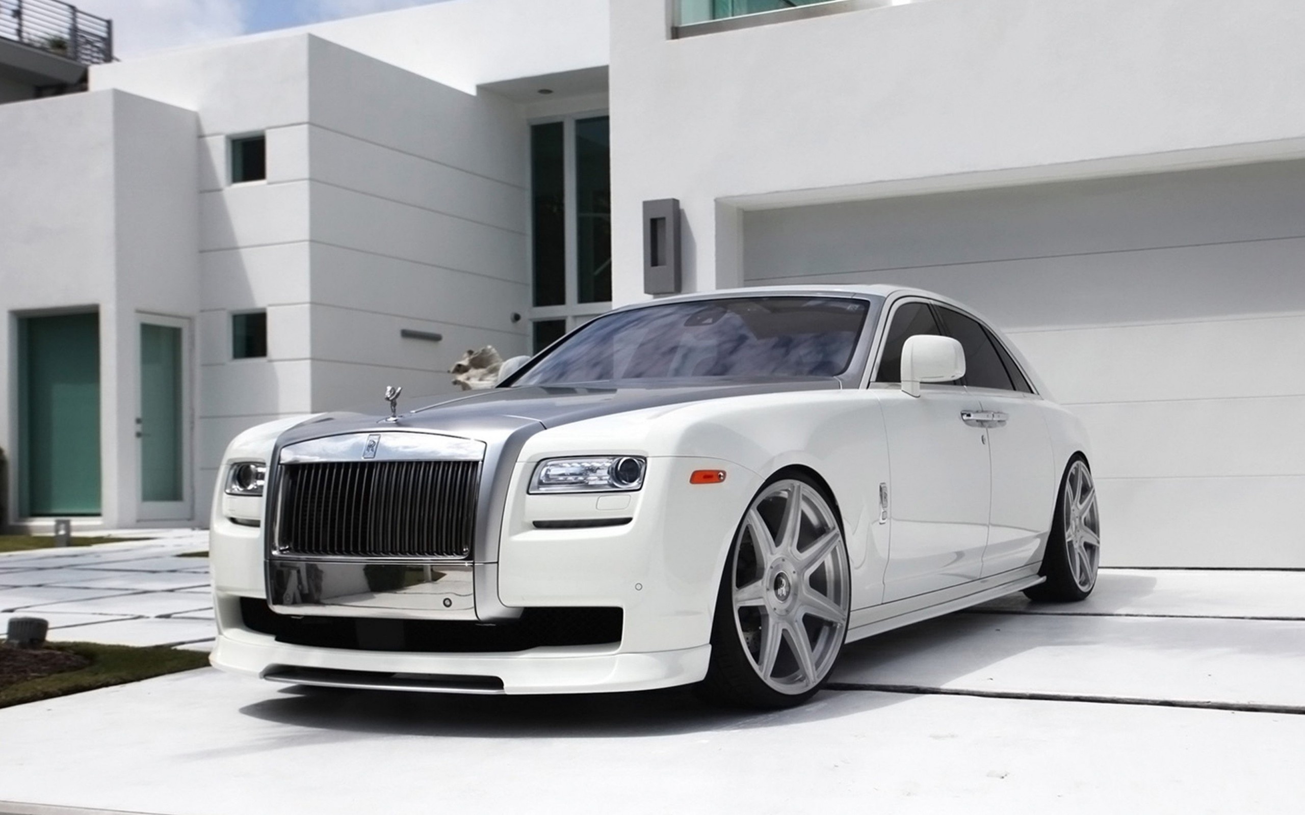 Rolls-Royce Wraith, Auto, White luxury cars, Luxury vehicle, 2560x1600 HD Desktop
