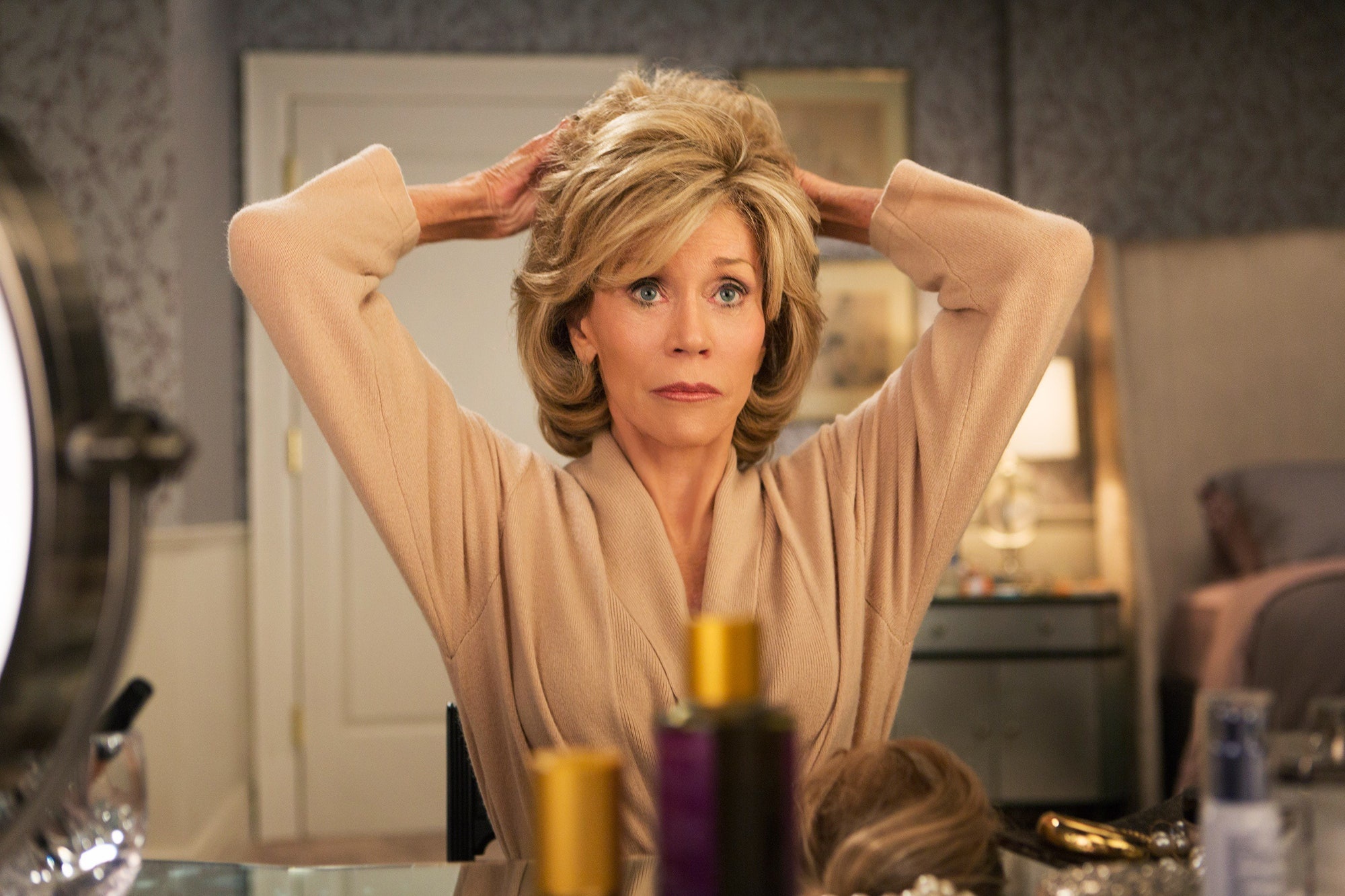 Grace and Frankie, Importance of Grace and Frankie, Iconic and empowering, Jane Fonda, 2000x1340 HD Desktop
