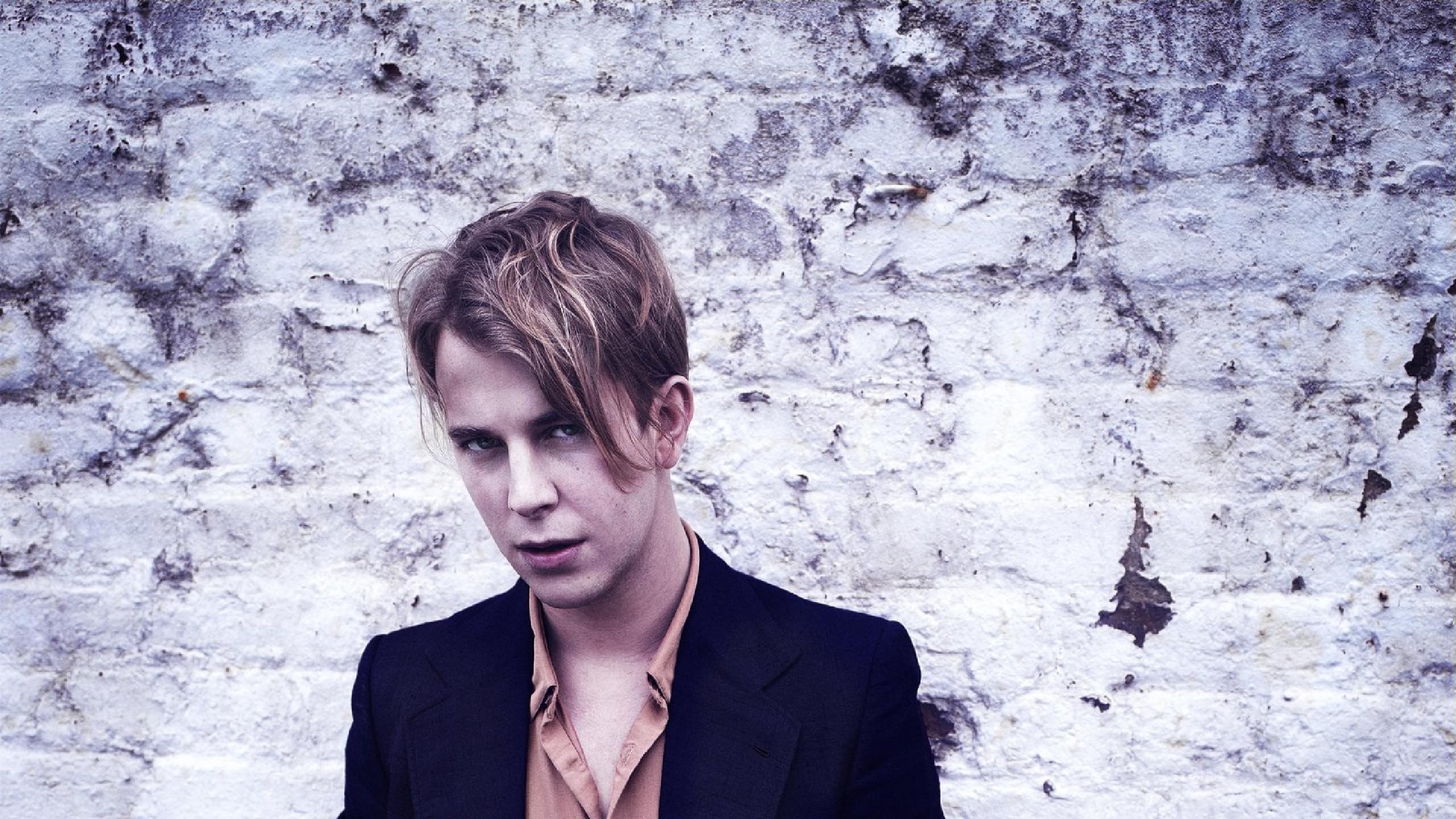 Tom Odell, Tour Dates, Tickets and Concerts, 2560x1440 HD Desktop